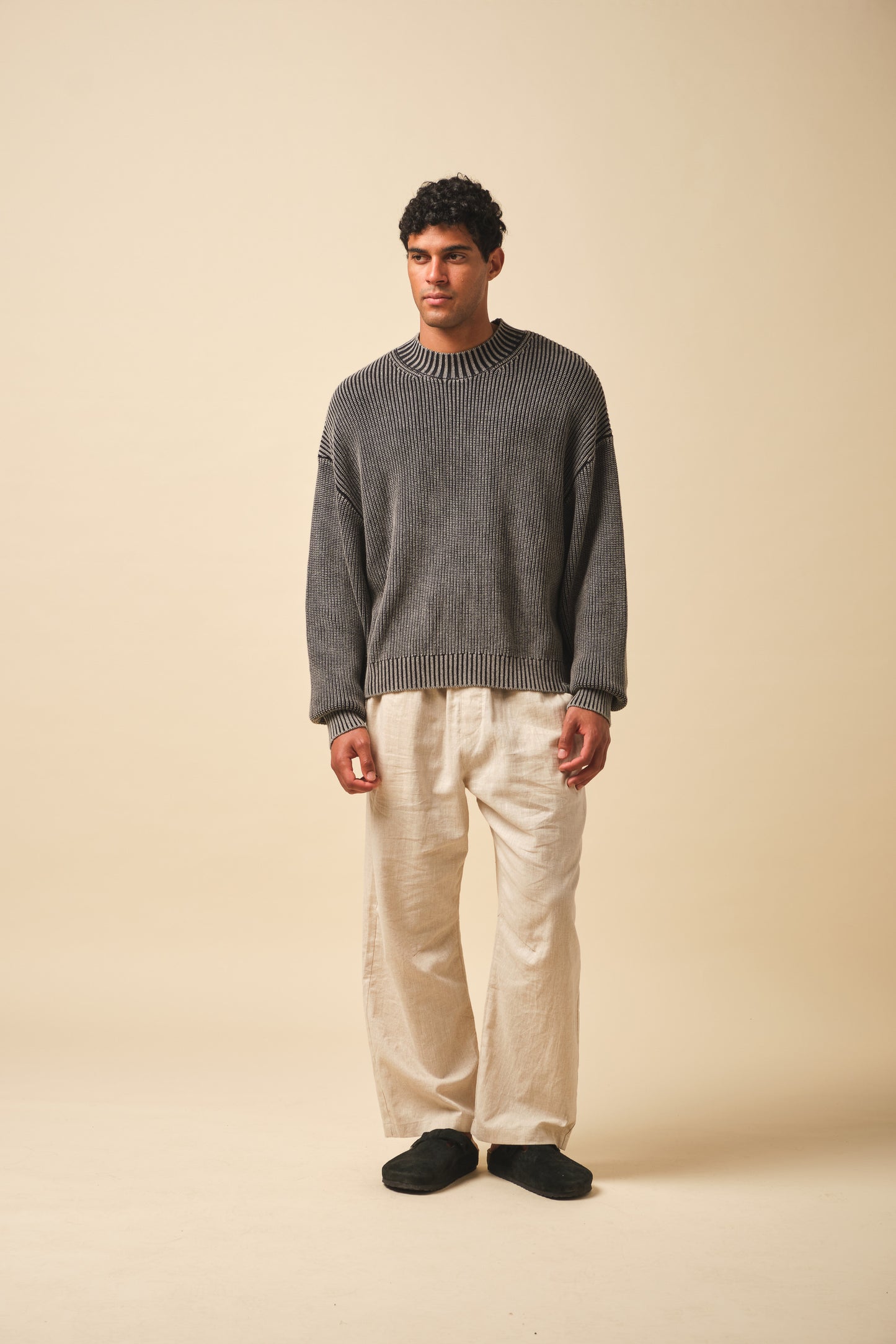 RIBBED CROPPED KNIT - WASHED BLACK