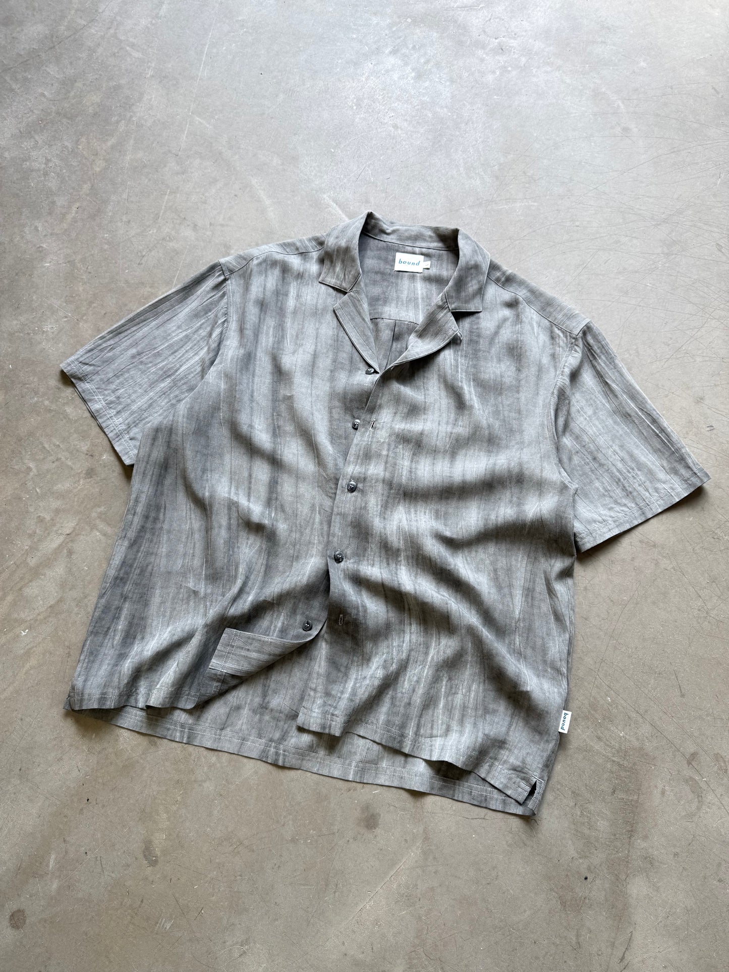 FADED VINTAGE CRINKLE SHIRT - BLACK