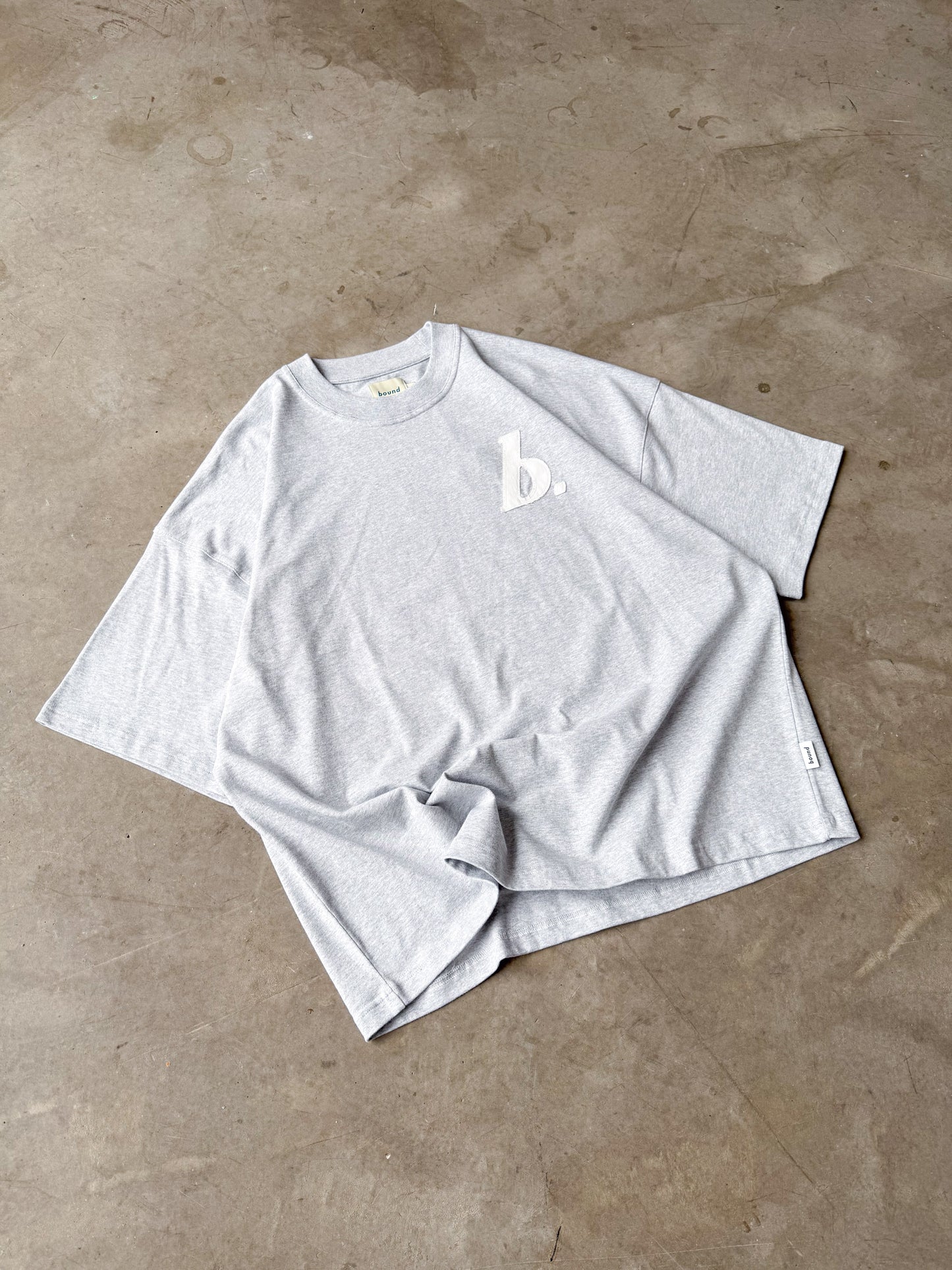 STAMP BOXY TEE - GREY MARL