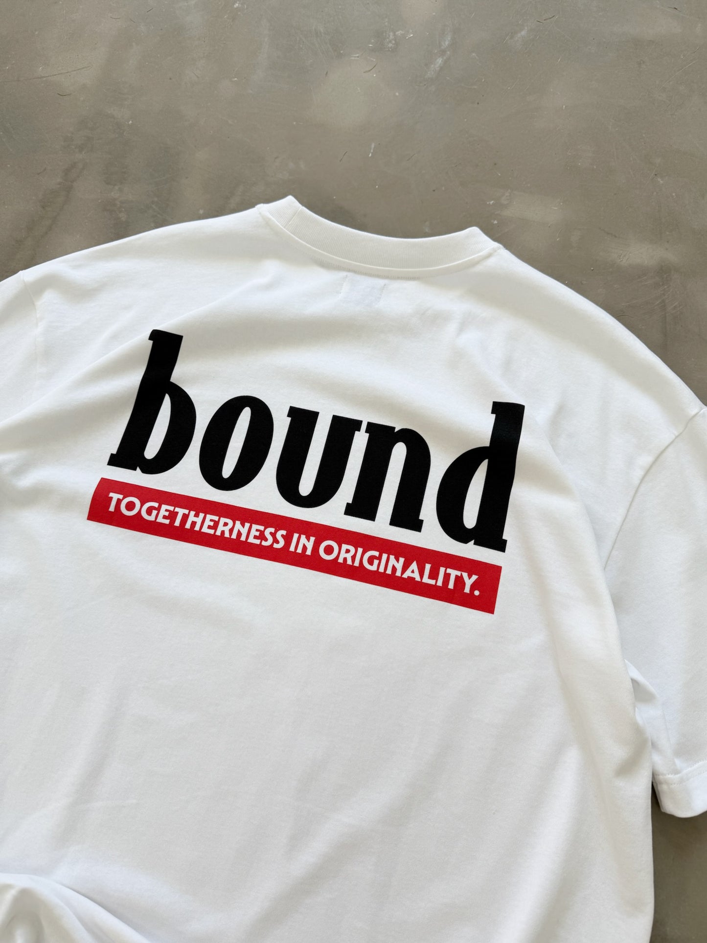 RED LABEL TEE - WHITE