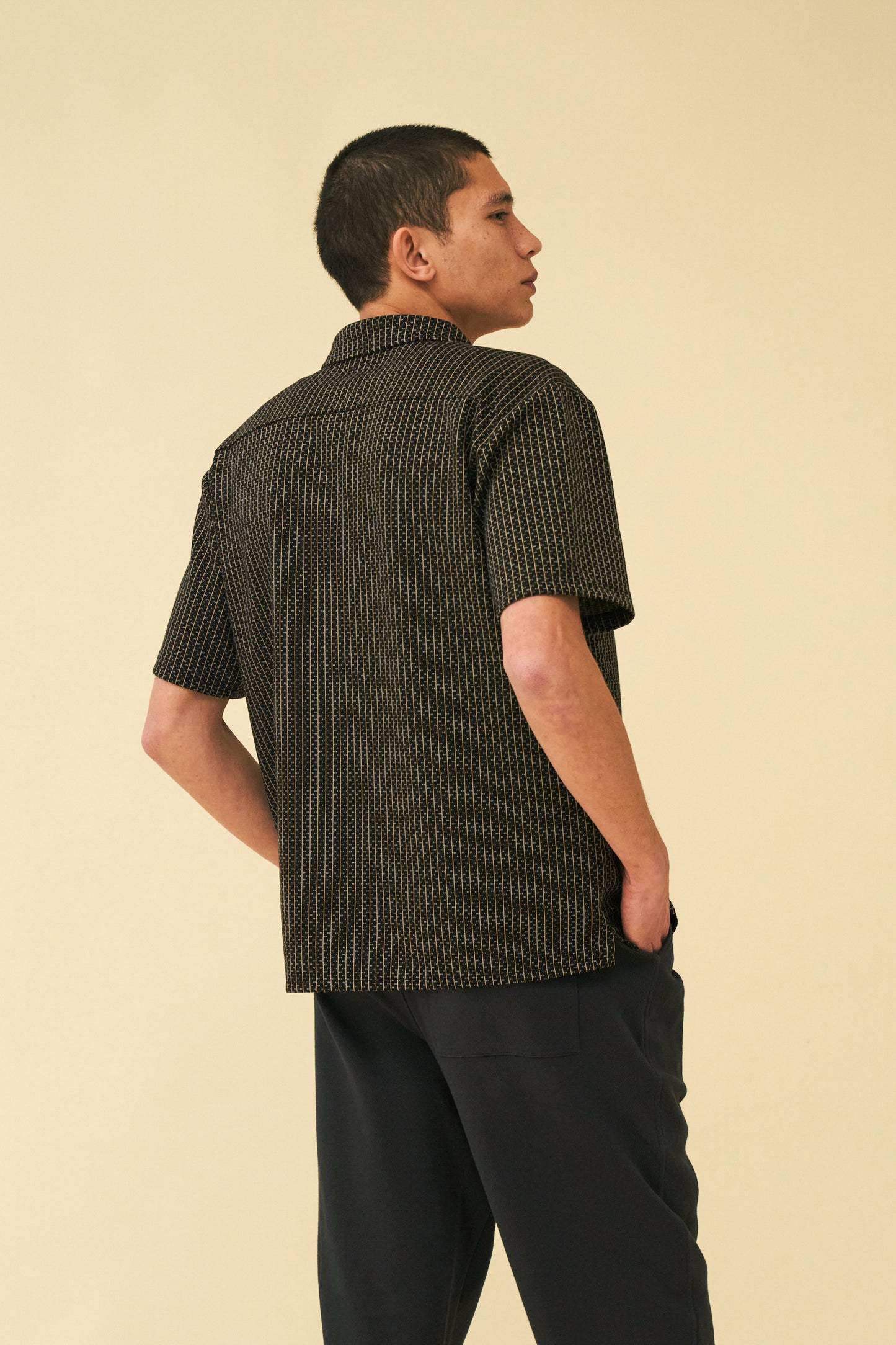 OSCURO PATTERNED TEXTURED POLO SHIRT - BLACK