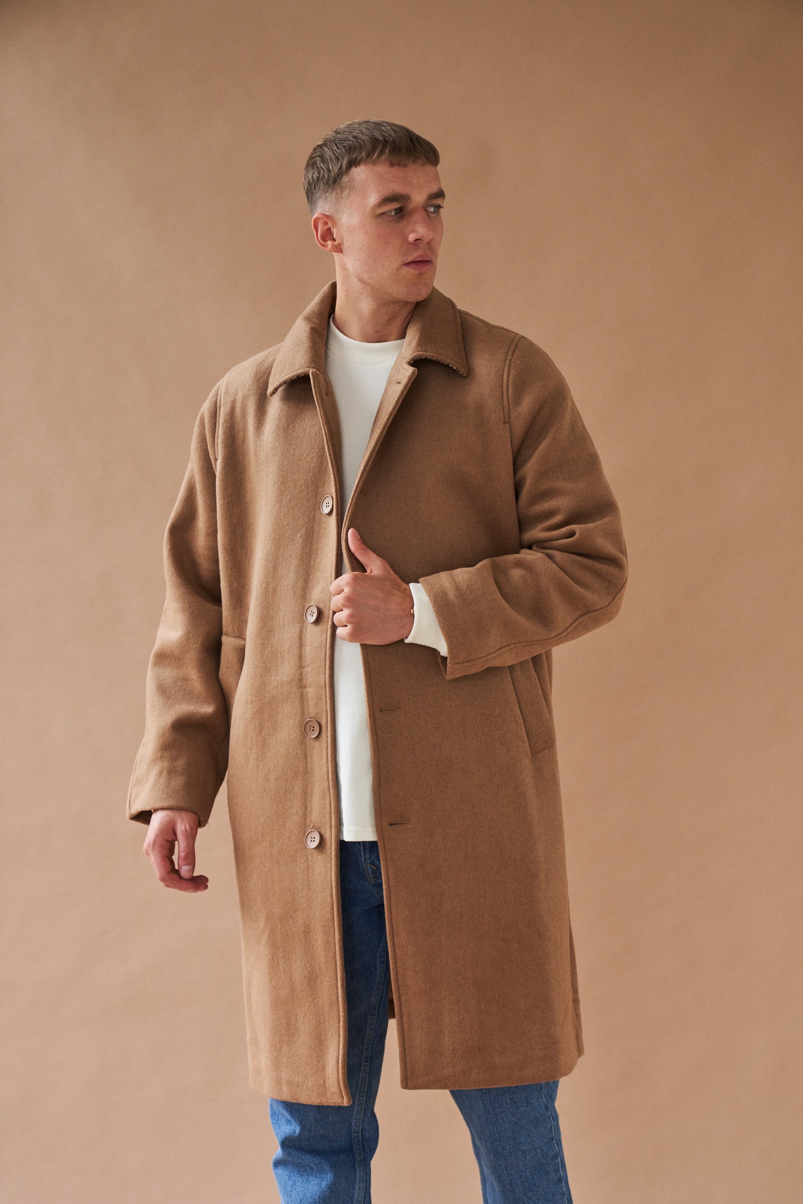 Oversized Mens Short Camel Coat MAXWELL OVERSIZED WOOL
