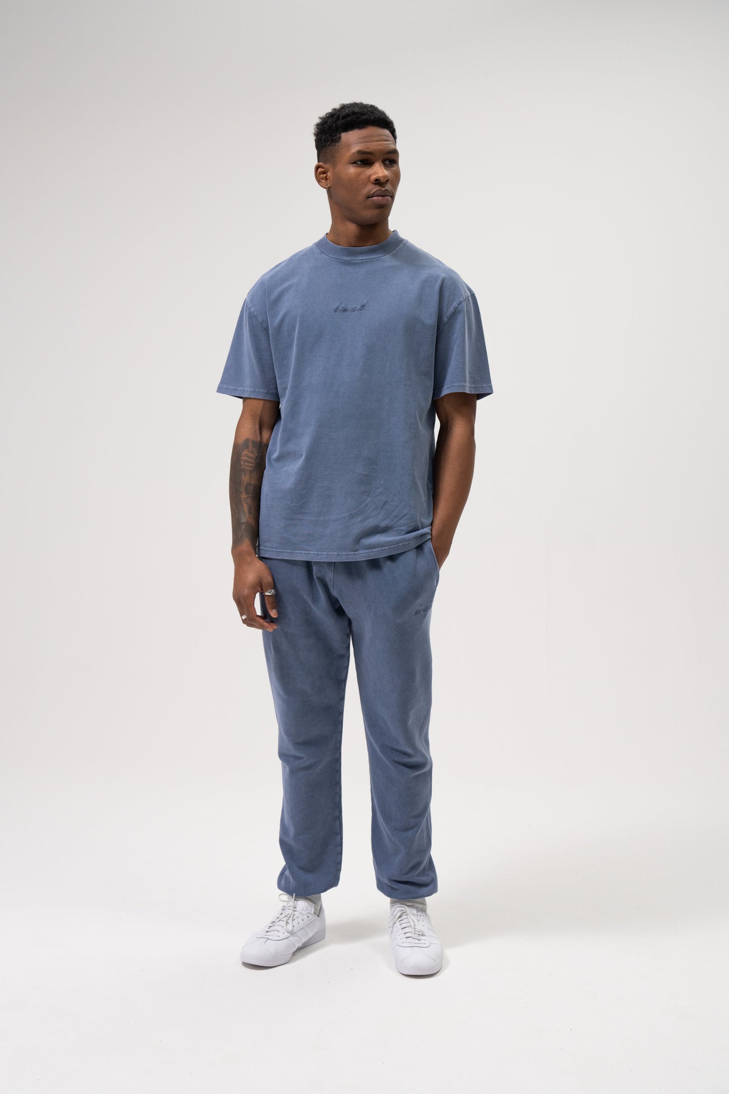 SUSTAIN WASHED BLUE TEE