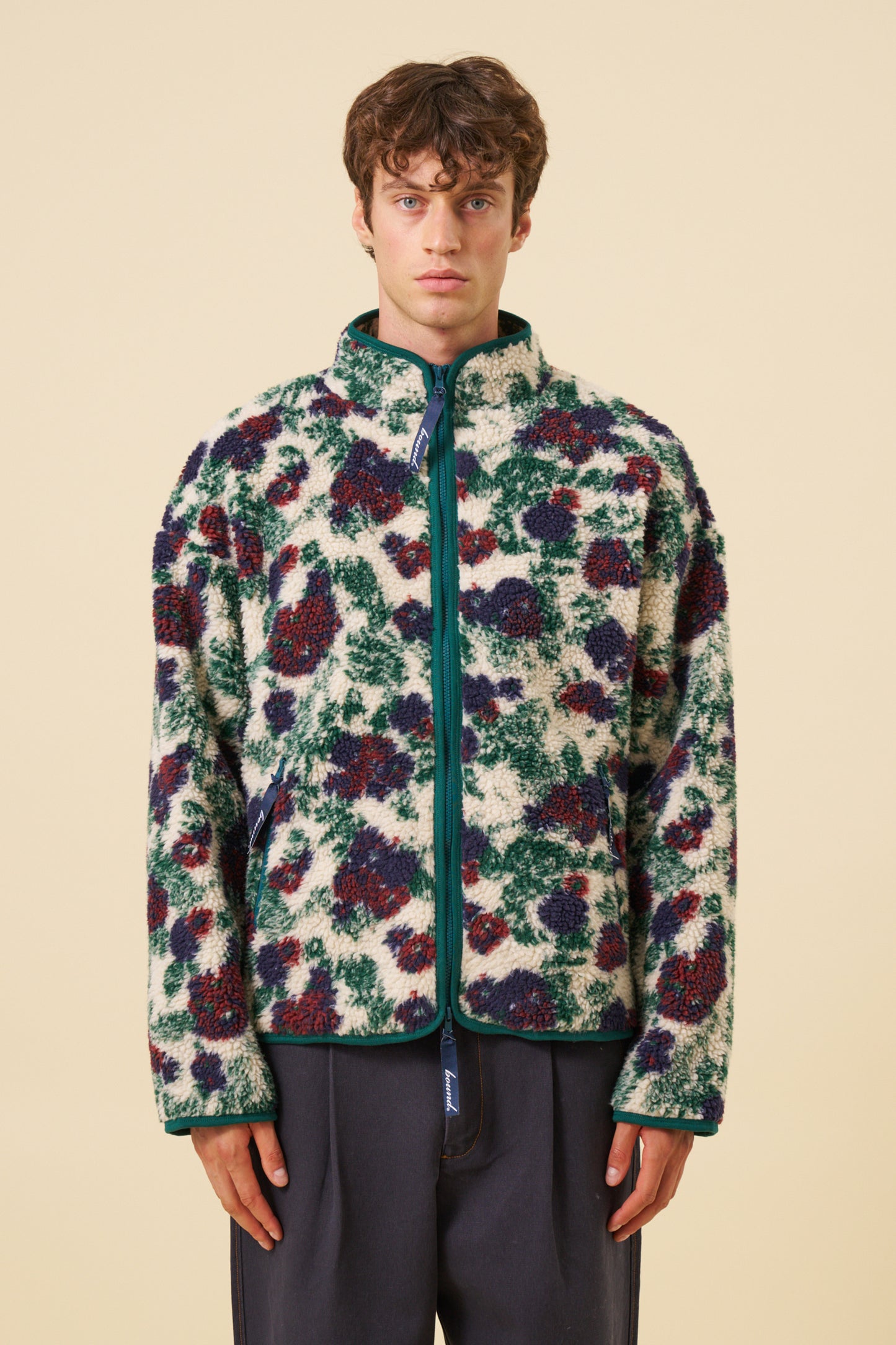 FLORAL FULL ZIP FLEECE - OFF WHITE