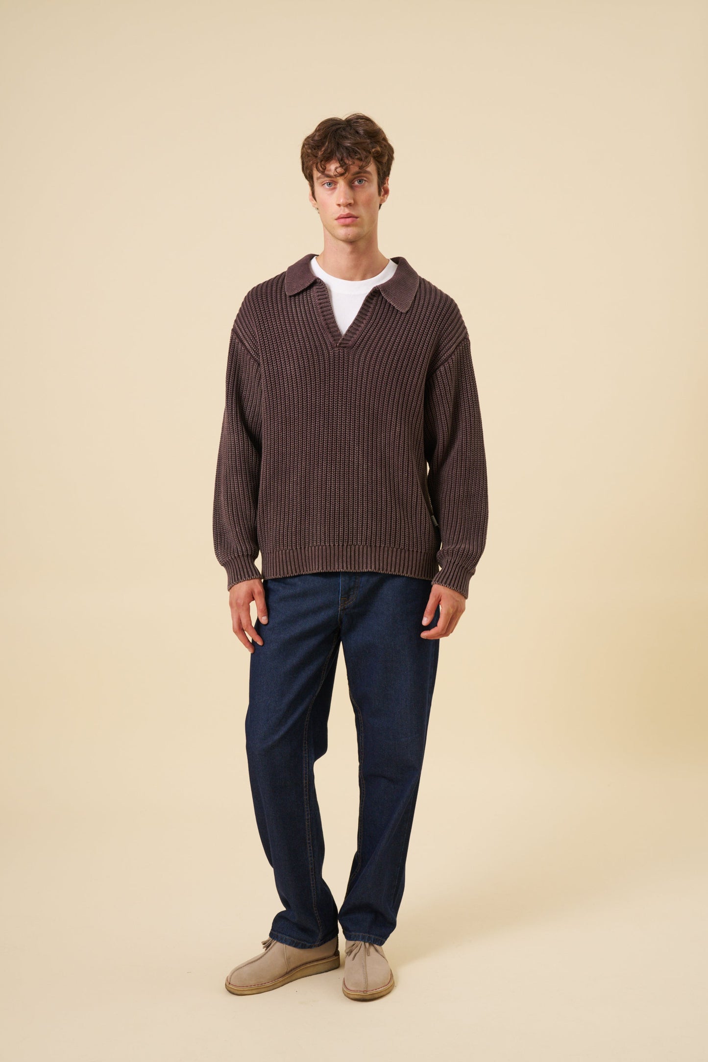 OPEN COLLAR ACID WASH KNIT - BROWN