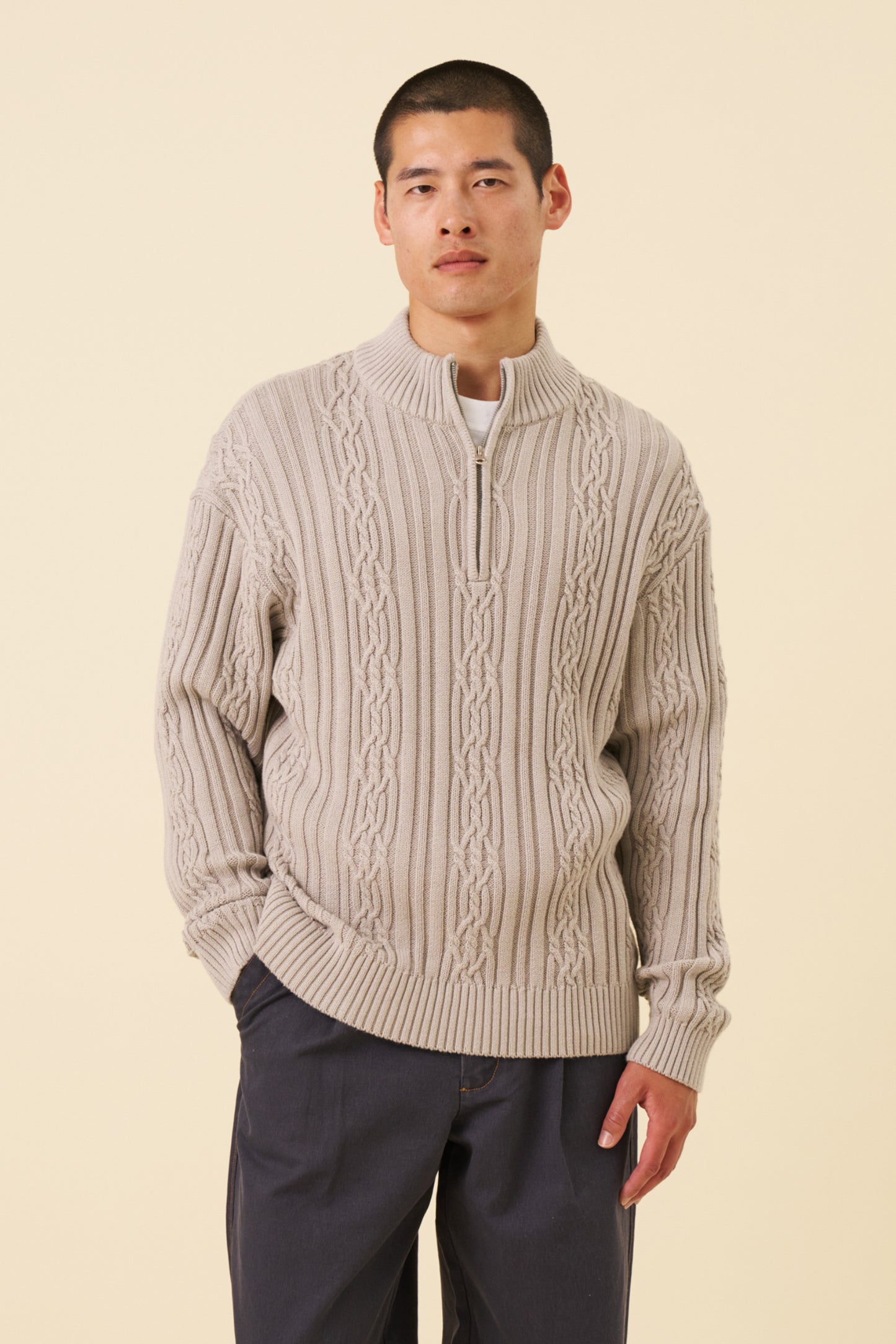 CABLE KNIT HALF ZIP - MID GREY