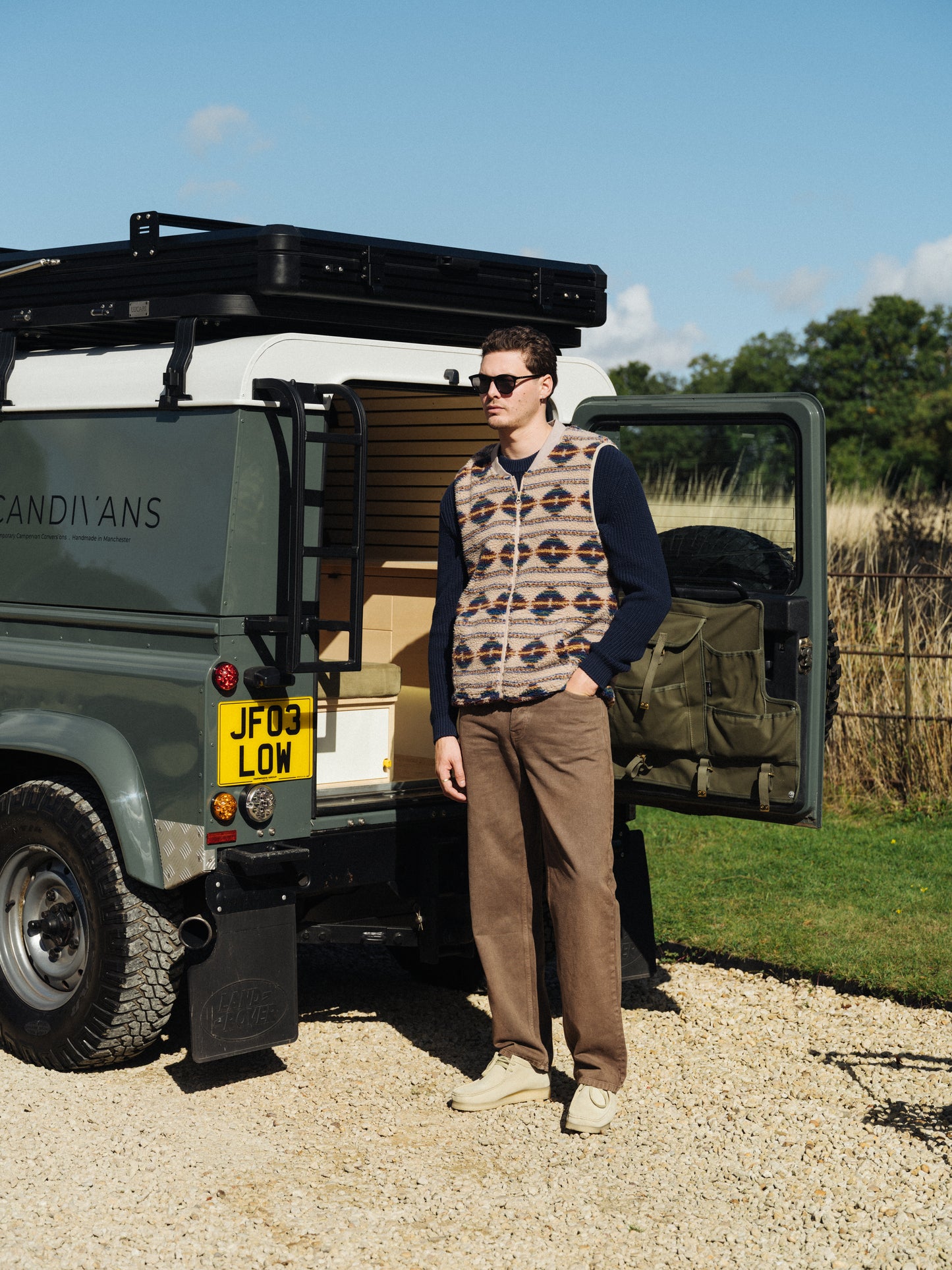 PATTERNED FLEECE GILET - CAMEL