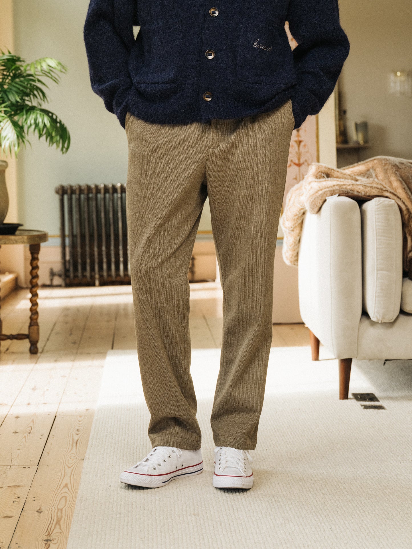 PLEAT HERRINGBONE TROUSER - OLIVE