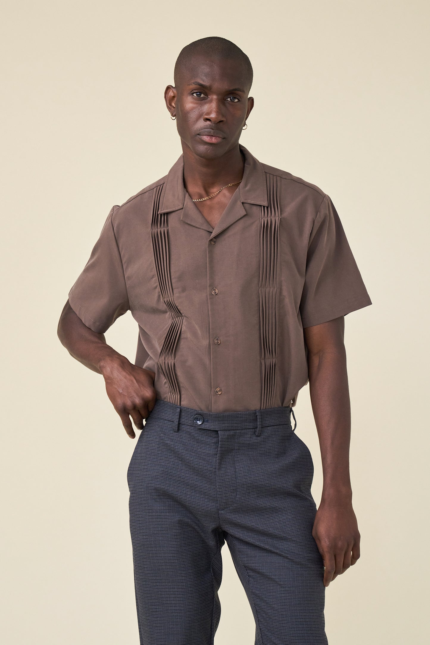 STRIKER PLEATED BOWLING SHIRT - WALNUT TENCEL