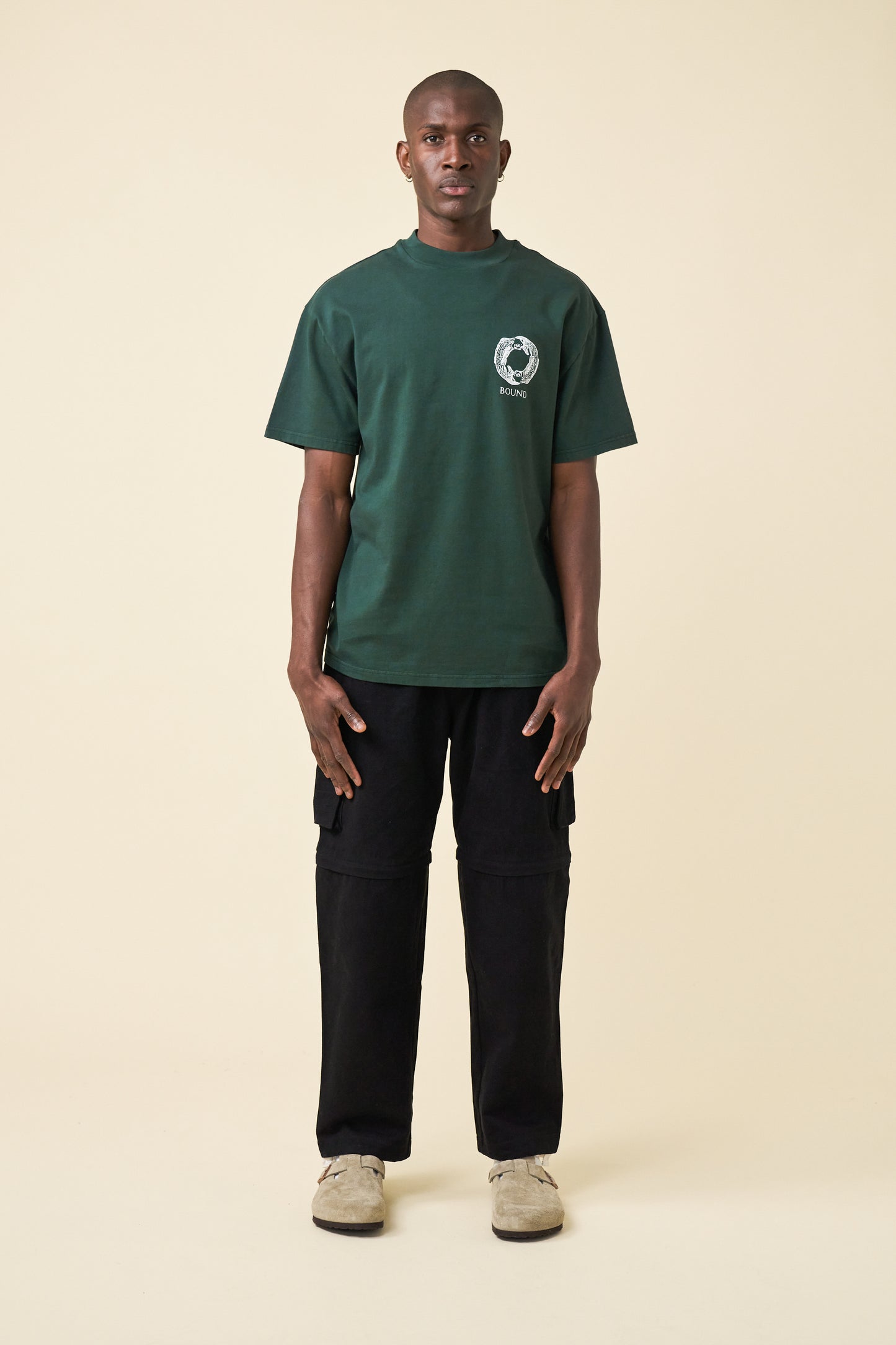 ANGLING CREST TEE - FOREST GREEN