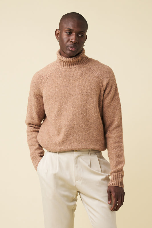 RUST FLECK ROLL NECK