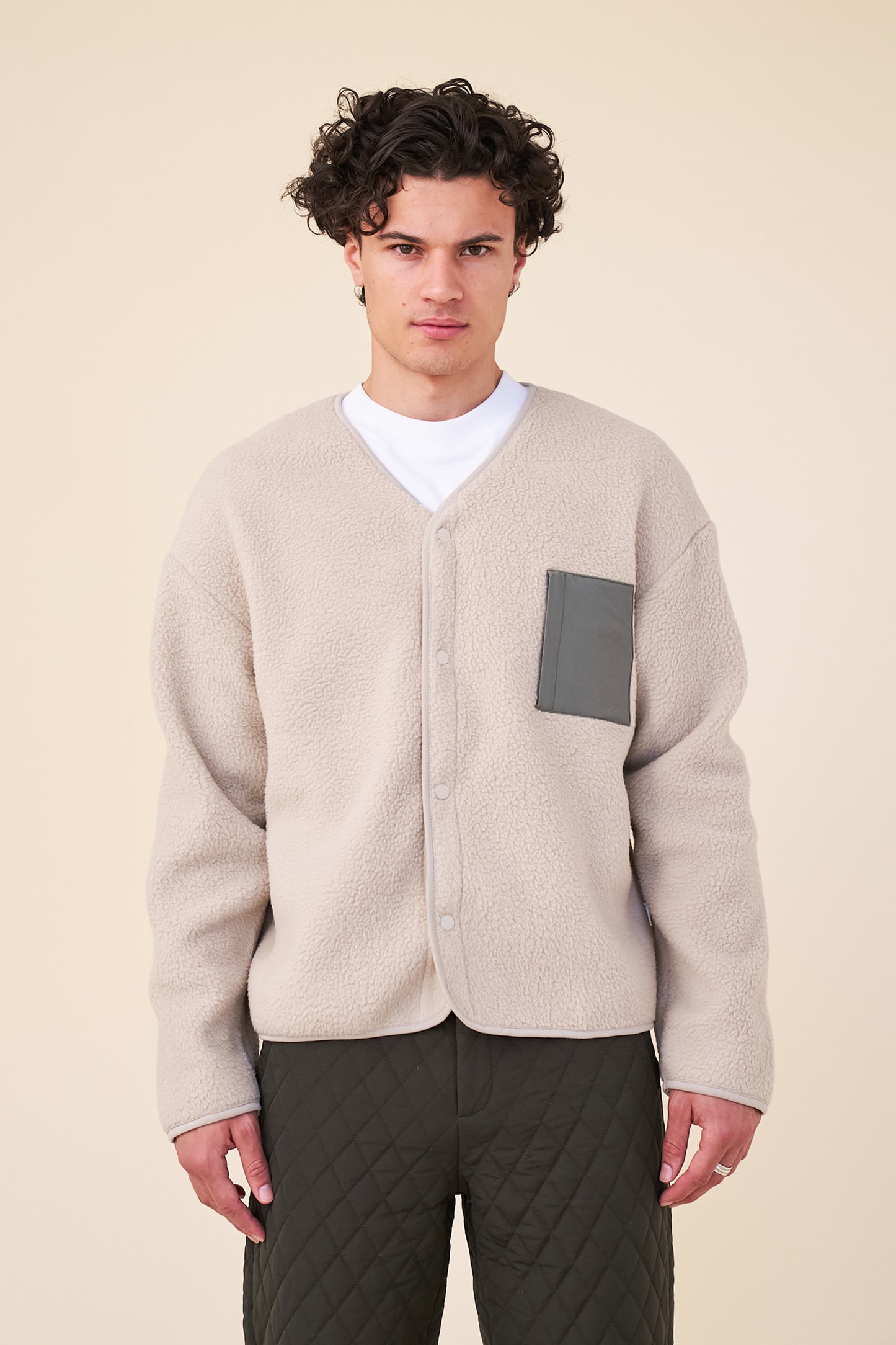 POCKET FLEECE CARDIGAN - SAND