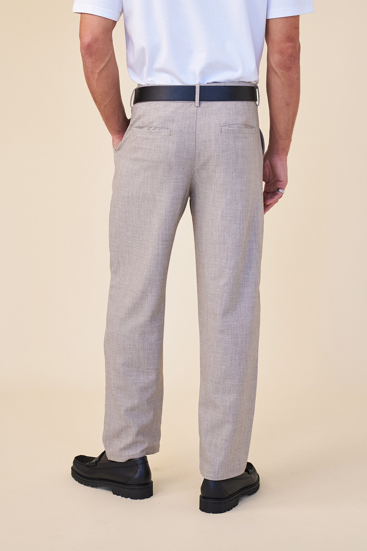 TAPERED DOUBLE PLEAT TROUSER - STONE