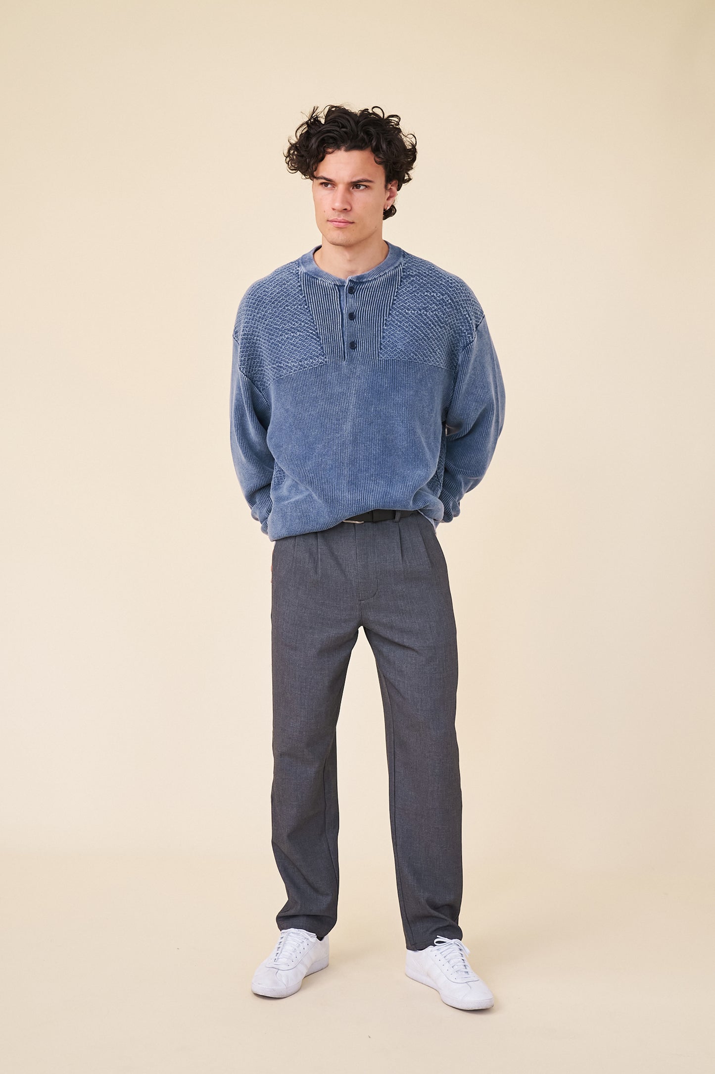 HALF BUTTON PANEL ACID WASHED PULLOVER - NAVY