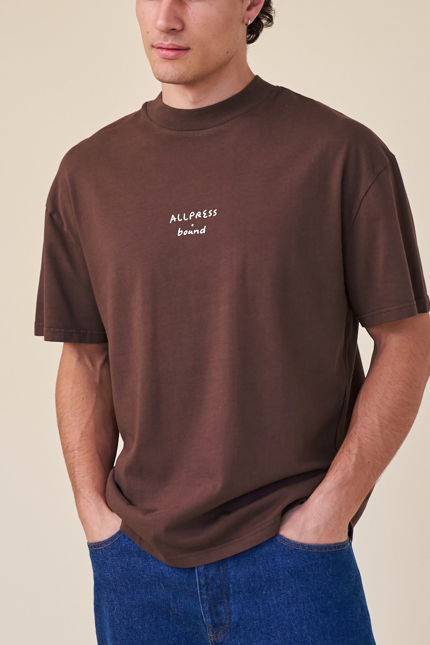 ALLPRESS X BOUND 'CUP OF JOE' TEE - ESPRESSO BROWN