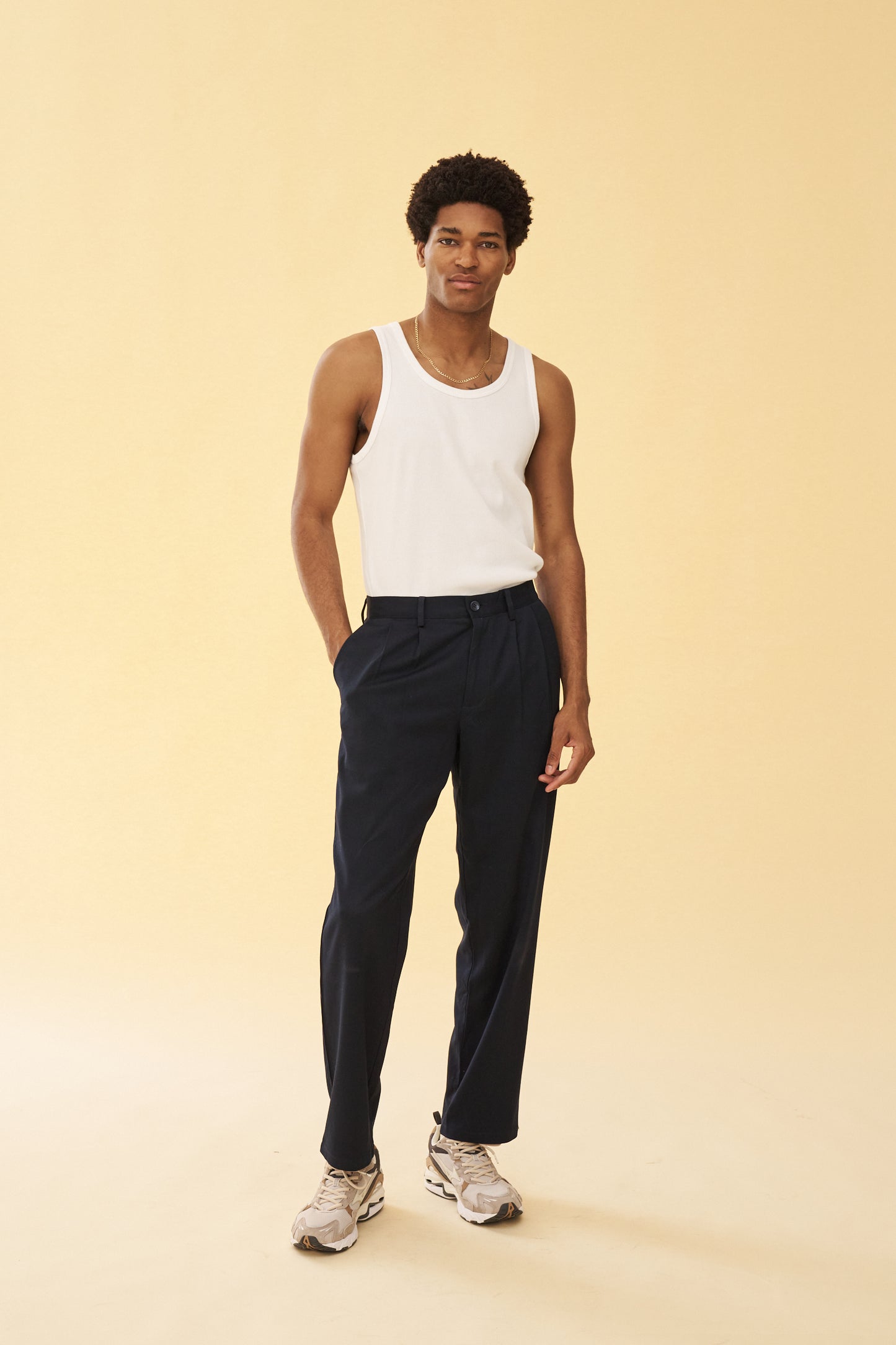 PLEATED SMART TROUSERS - NAVY