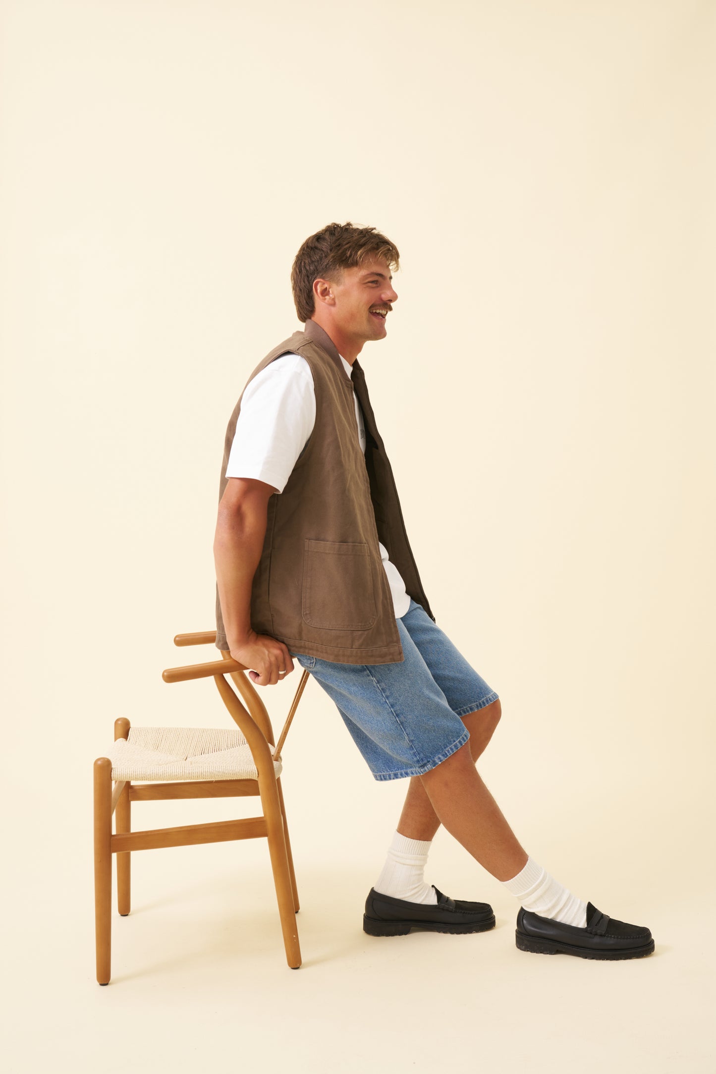 BOTHA HEAVY CANVAS VEST - BROWN