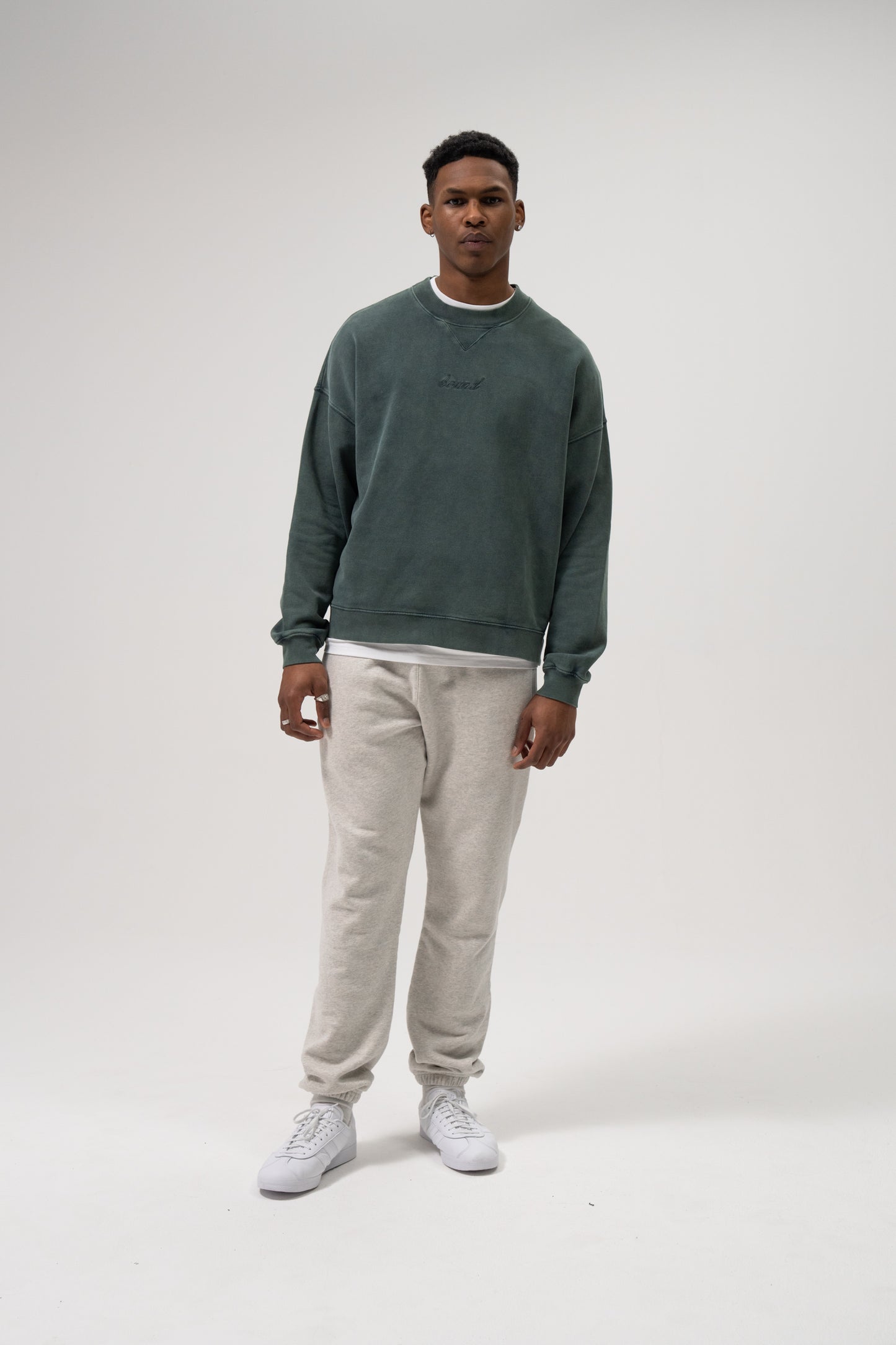SUSTAIN WASHED GREEN SWEATER