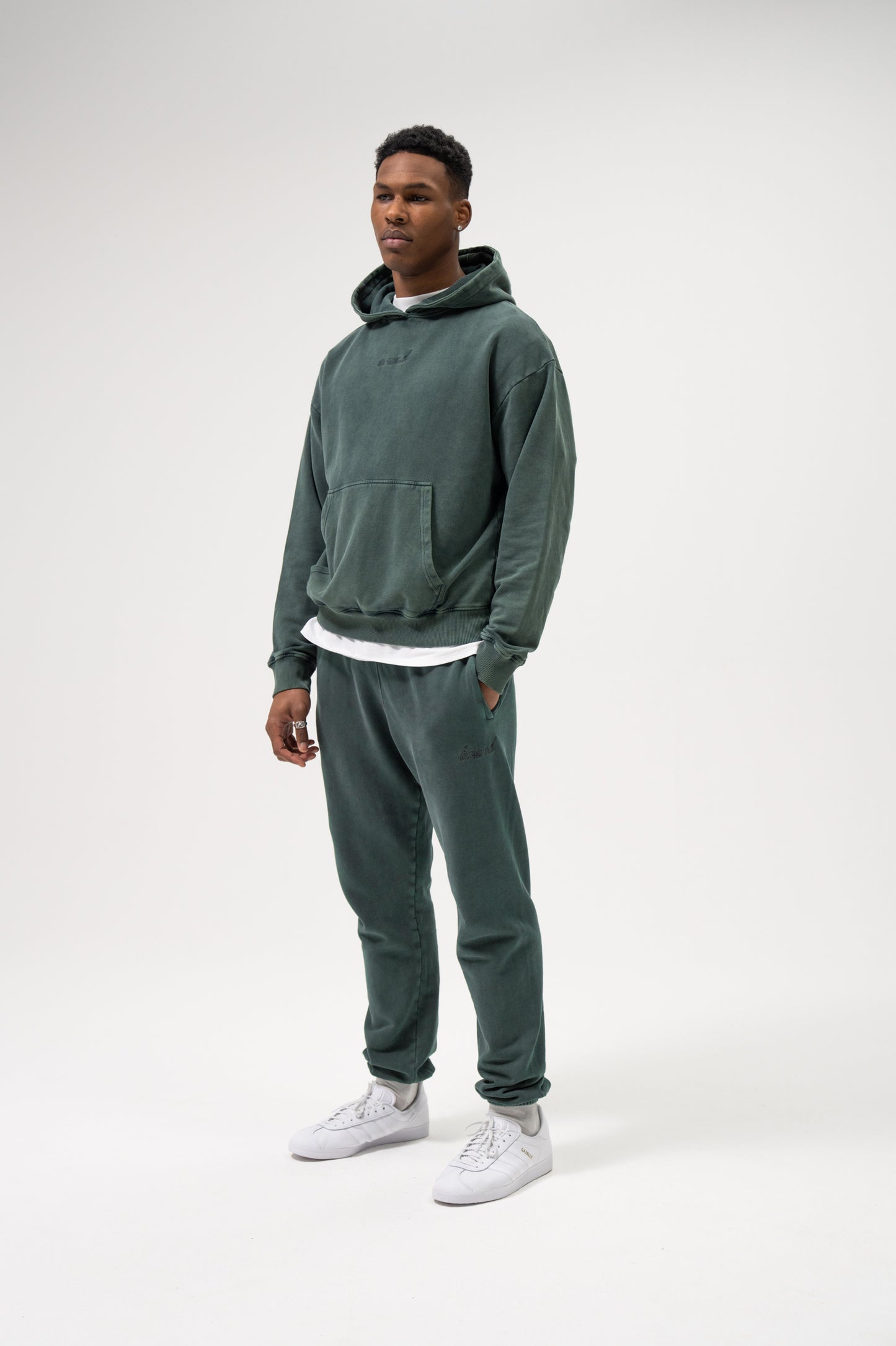 SUSTAIN WASHED GREEN JOGGERS