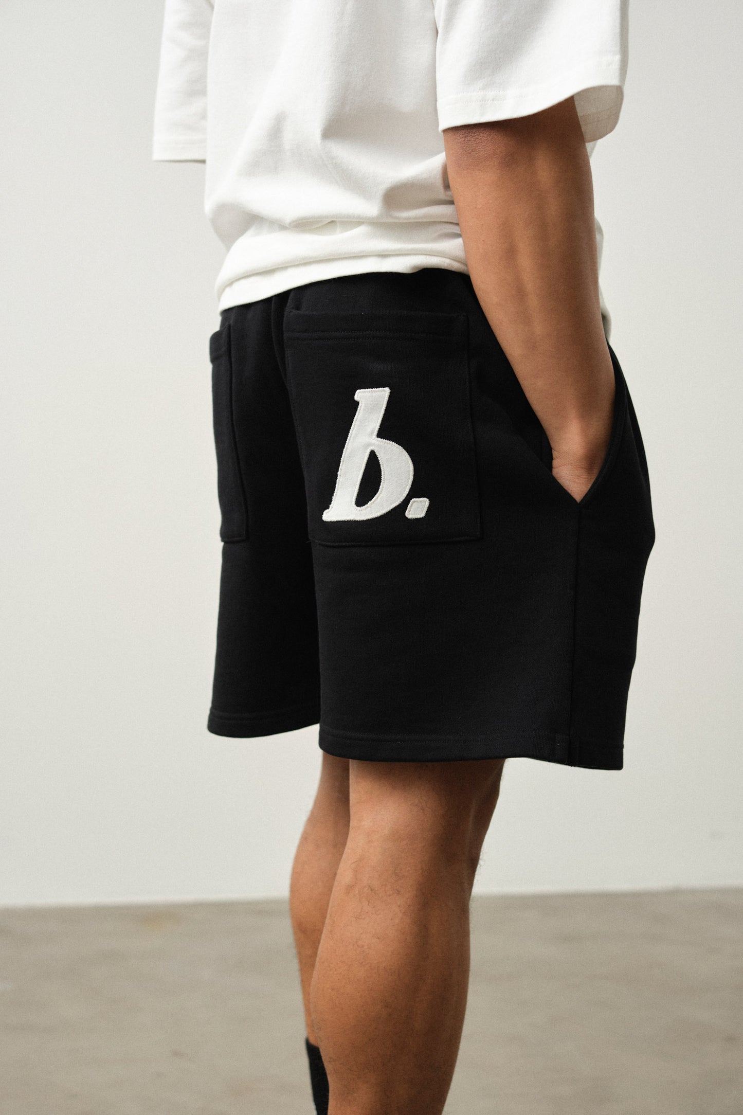 STAMP SHORTS - BLACK