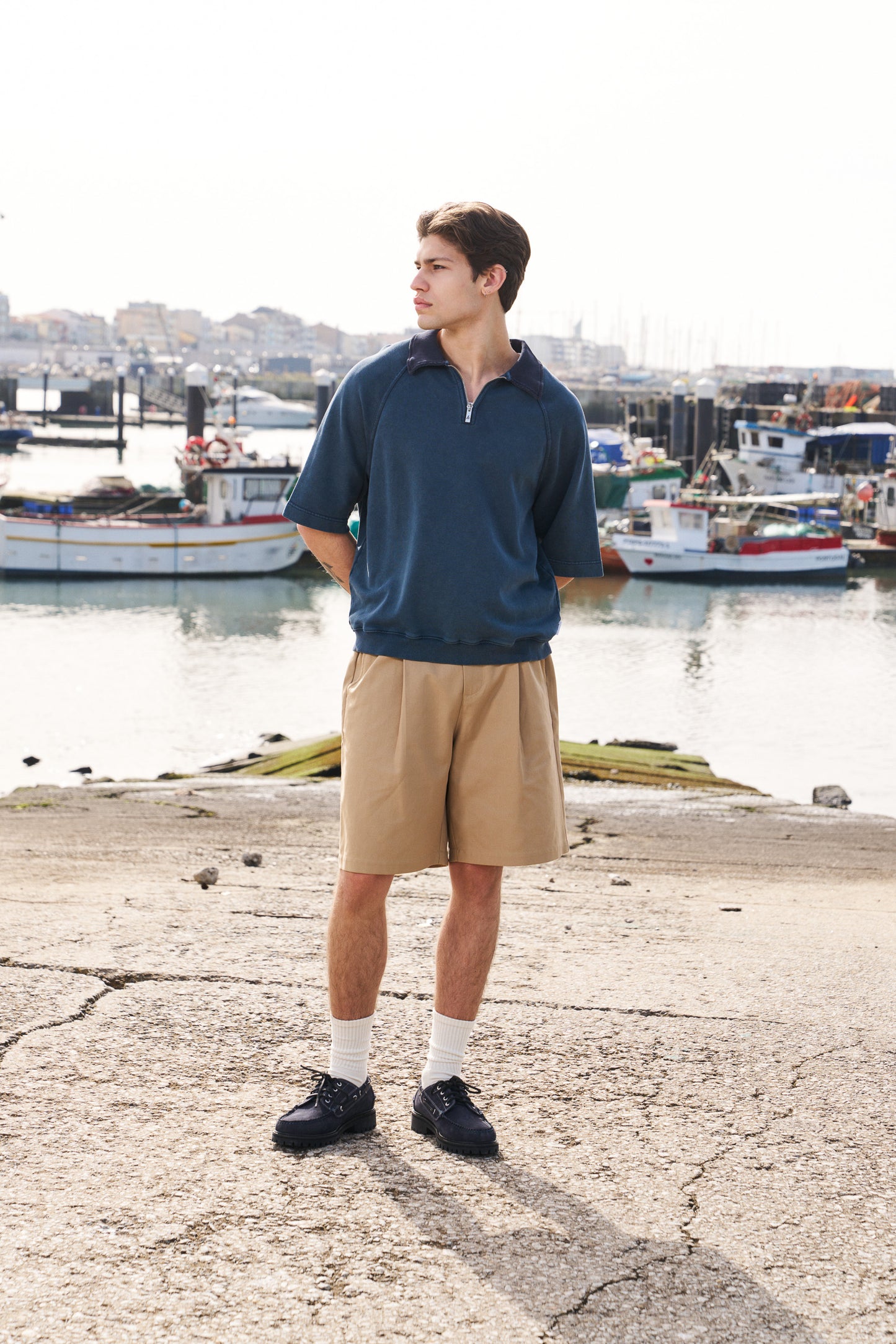 WIDE PLEATED SHORTS - CAMEL