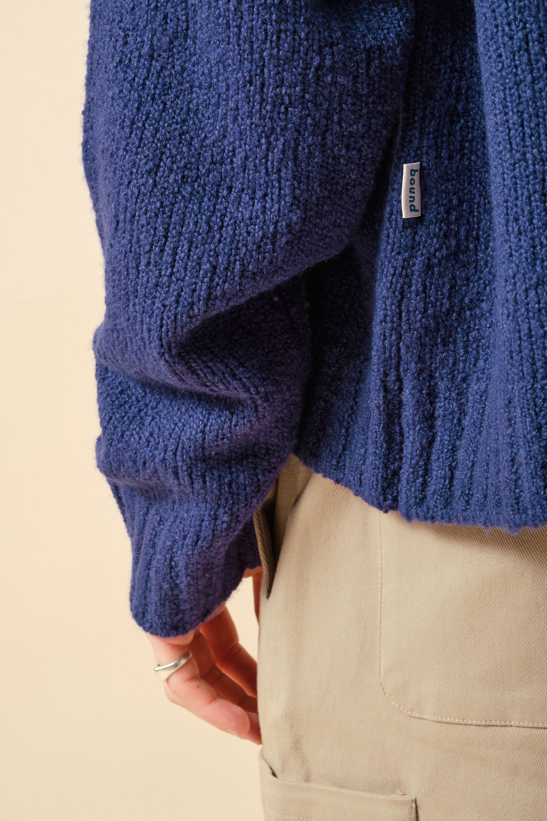 CROPPED WOOL KNIT - BLUE