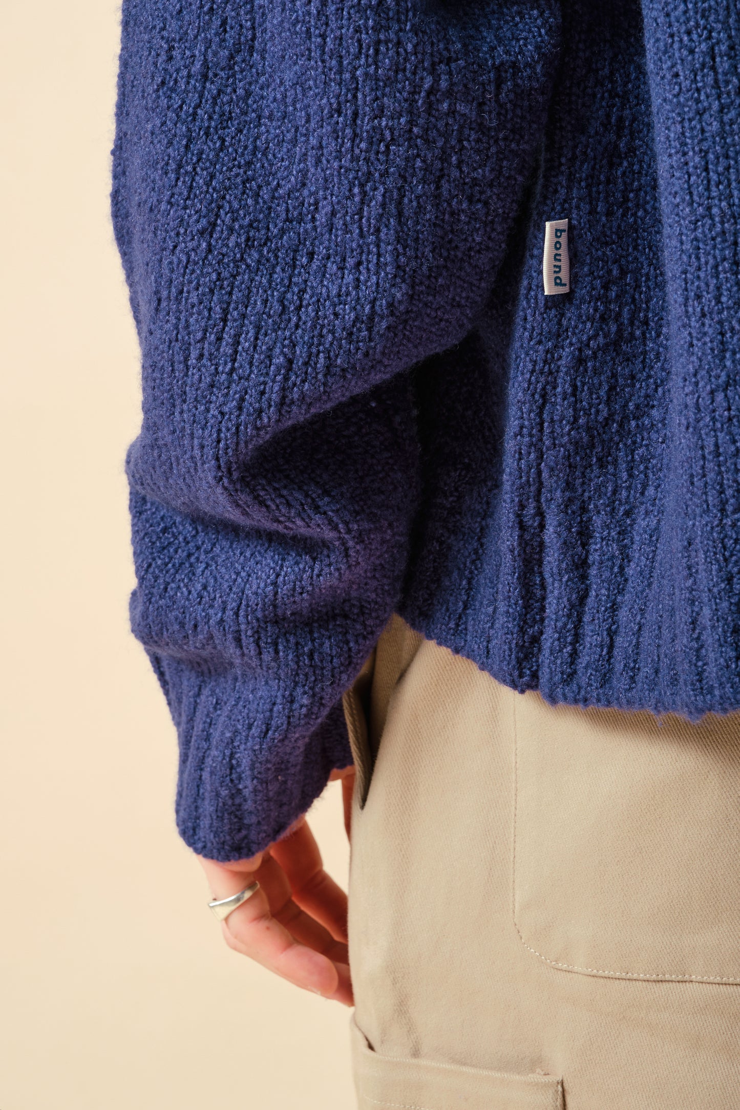 CROPPED WOOL KNIT - BLUE