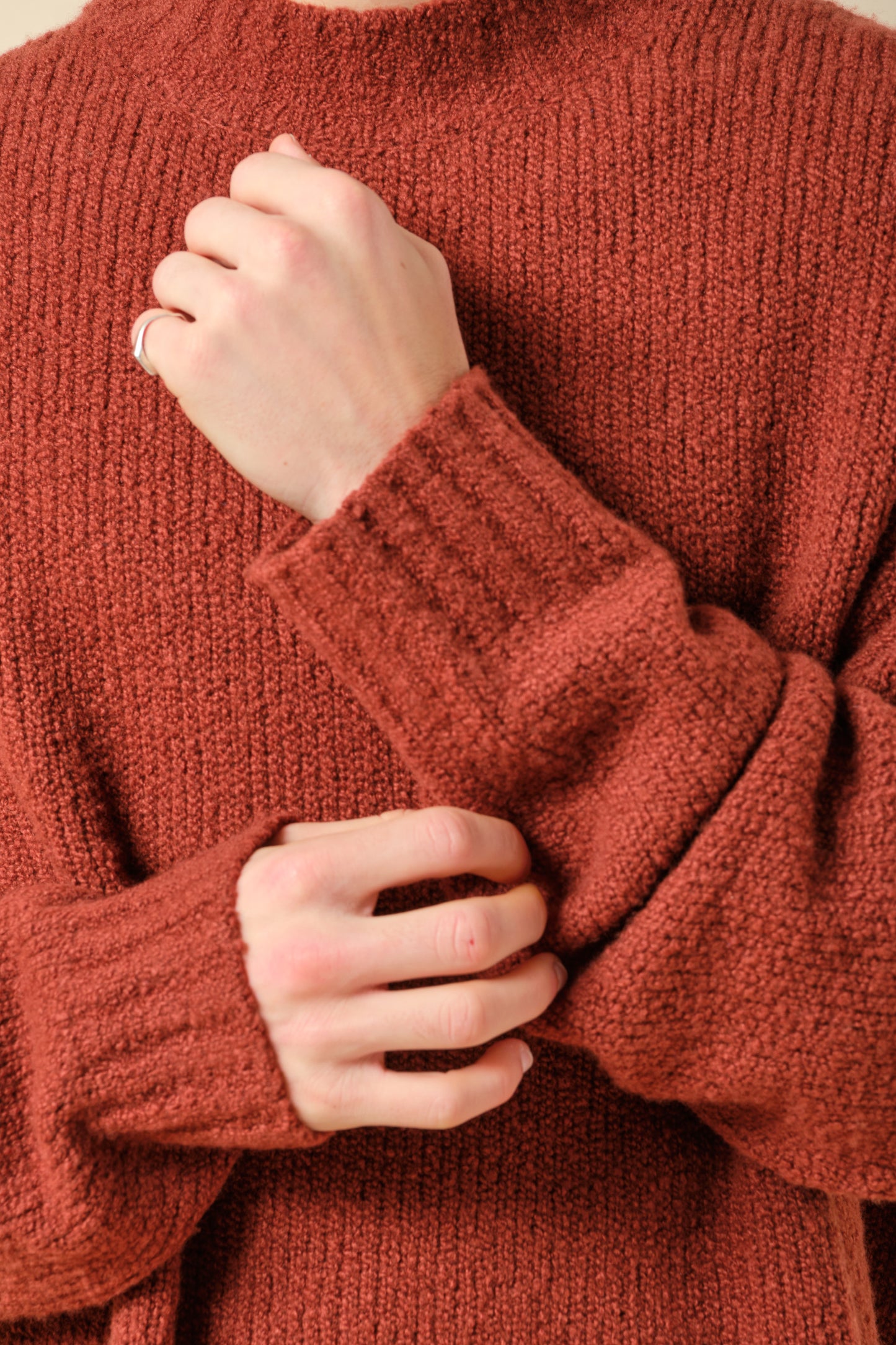 CROPPED WOOL KNIT - BRICK