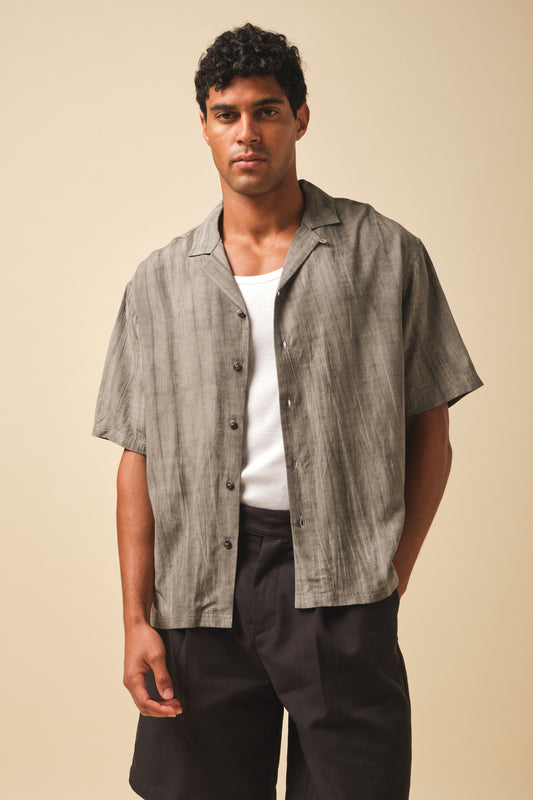 FADED VINTAGE CRINKLE SHIRT - BLACK