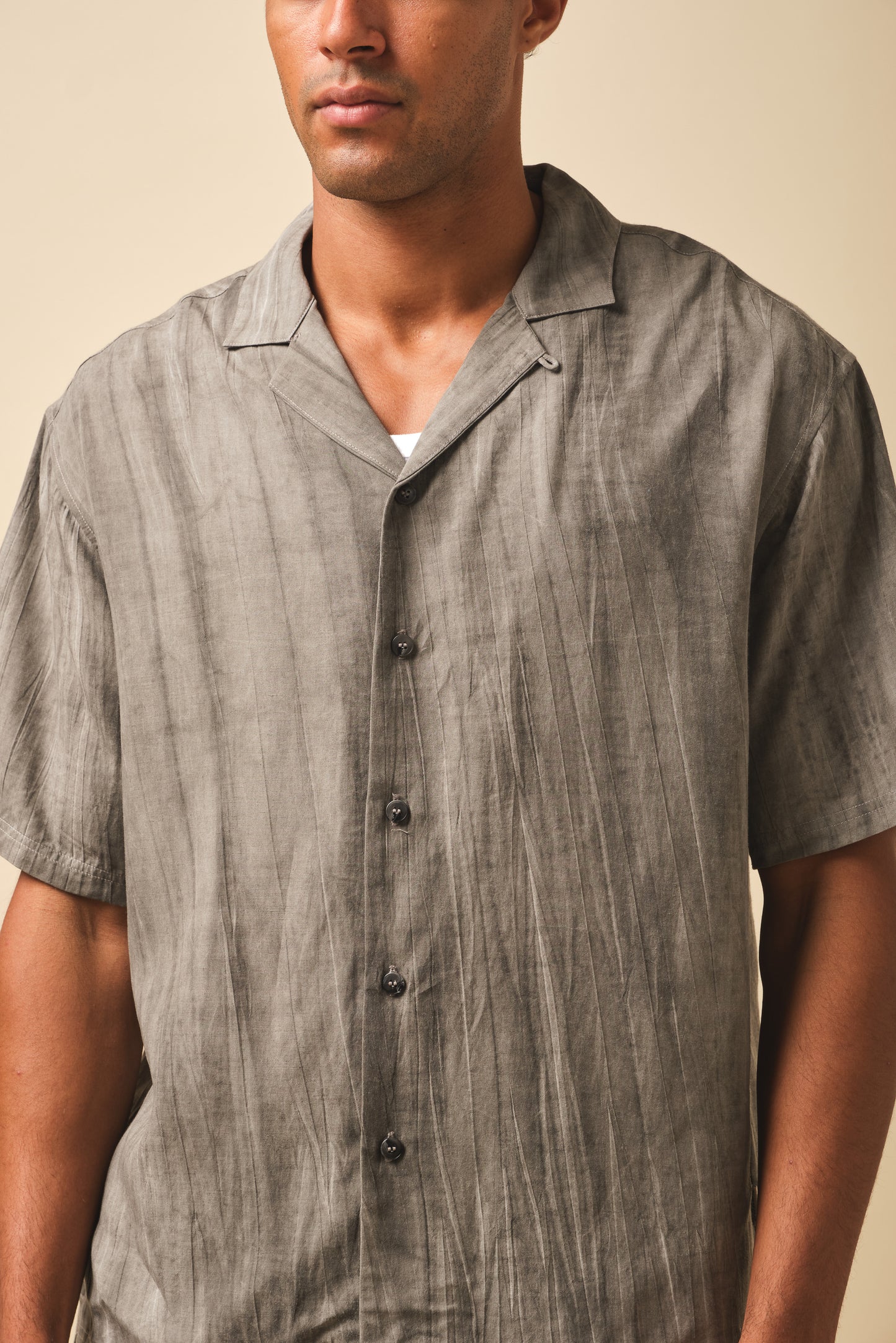FADED VINTAGE CRINKLE SHIRT - BLACK
