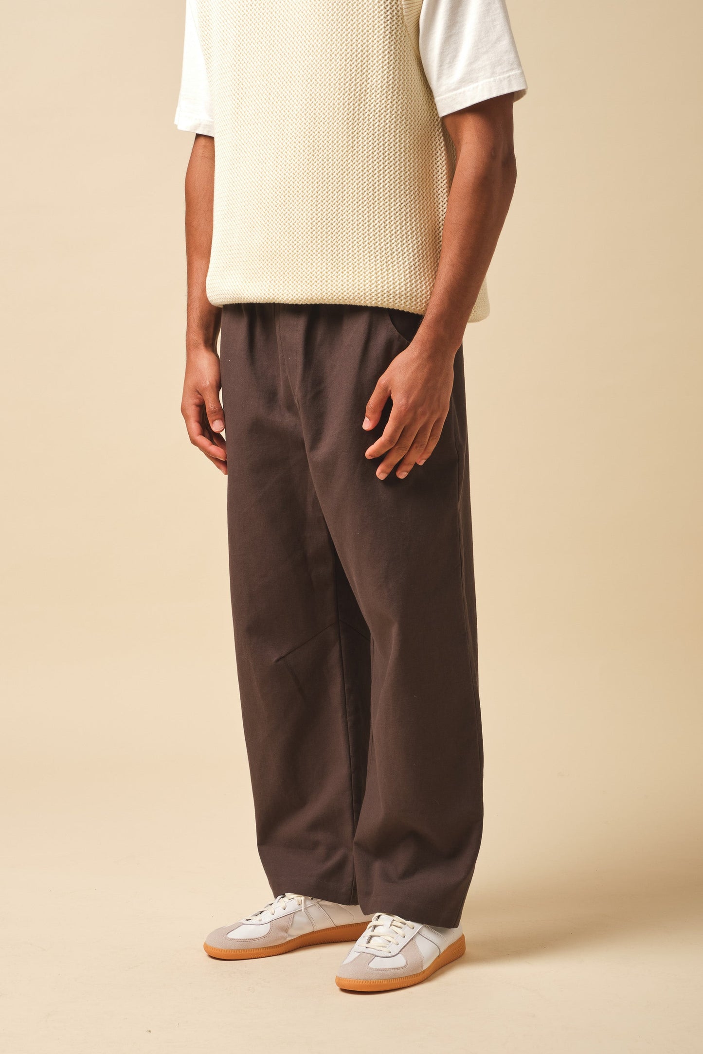 CANVAS RELAXED TROUSER - BROWN
