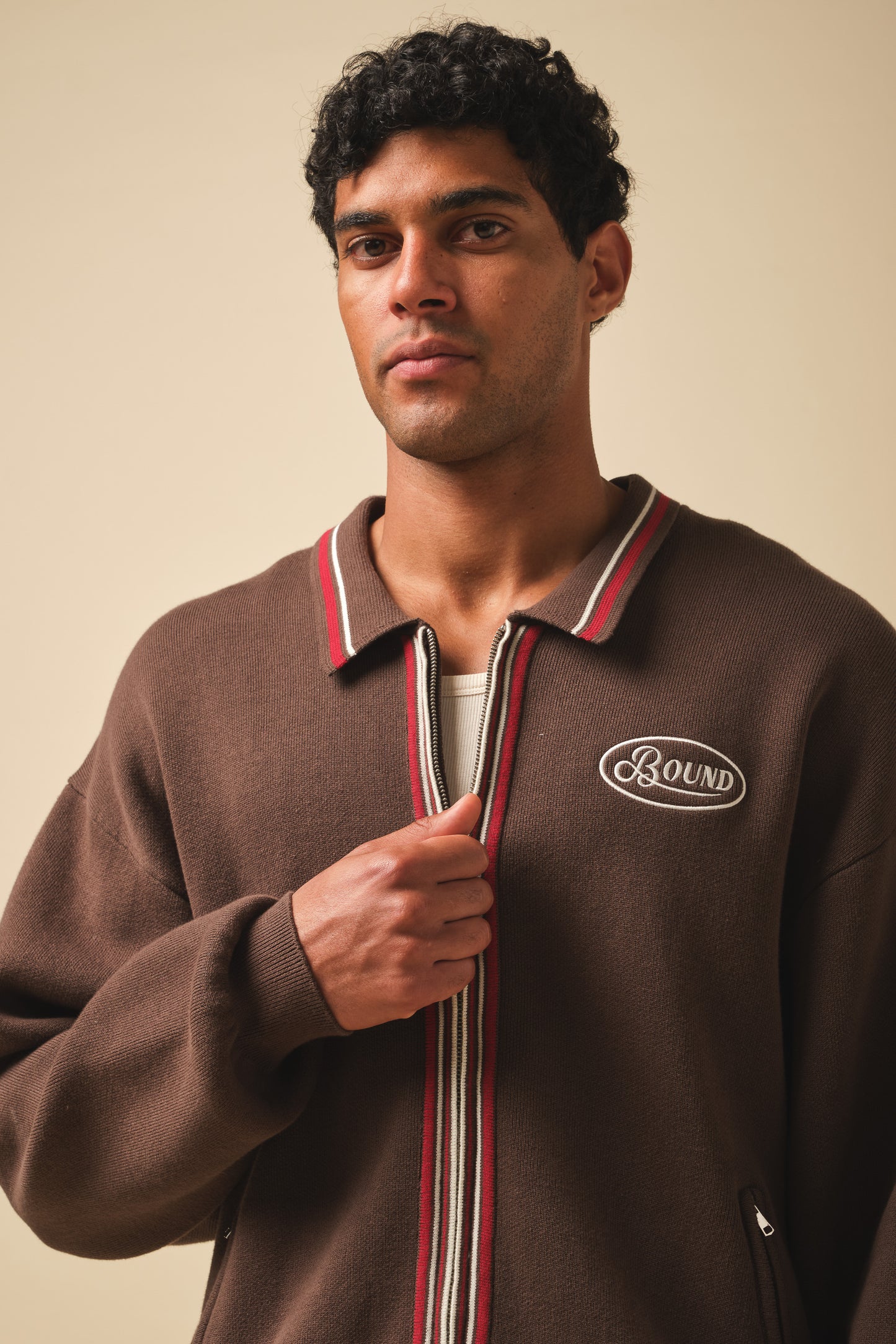 RETRO DISC KNIT FULL ZIP POLO - BROWN