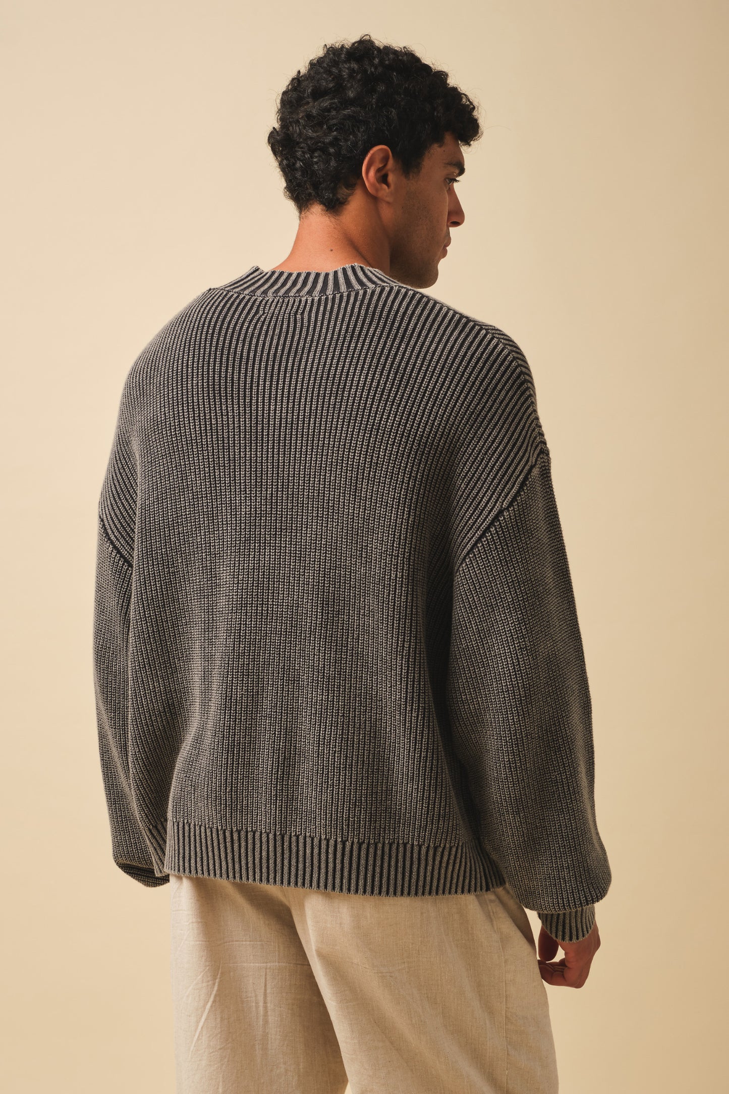 RIBBED CROPPED KNIT - WASHED BLACK