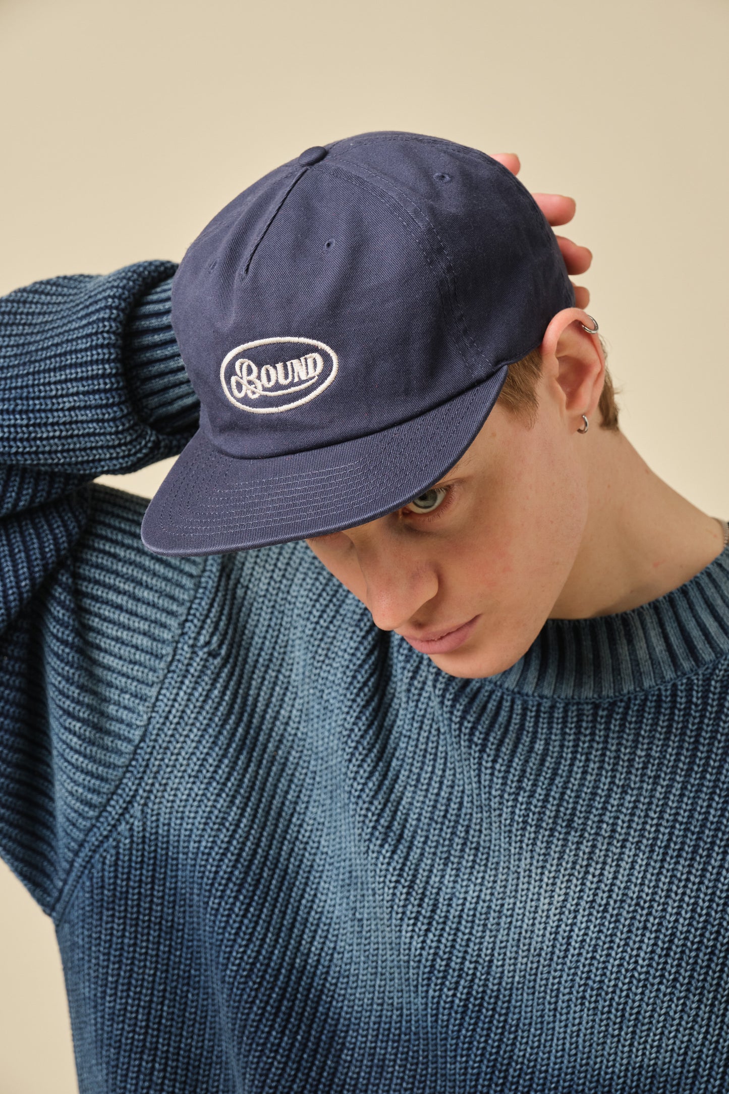 RETRO EMBROIDERED 5 PANEL CAP - NAVY