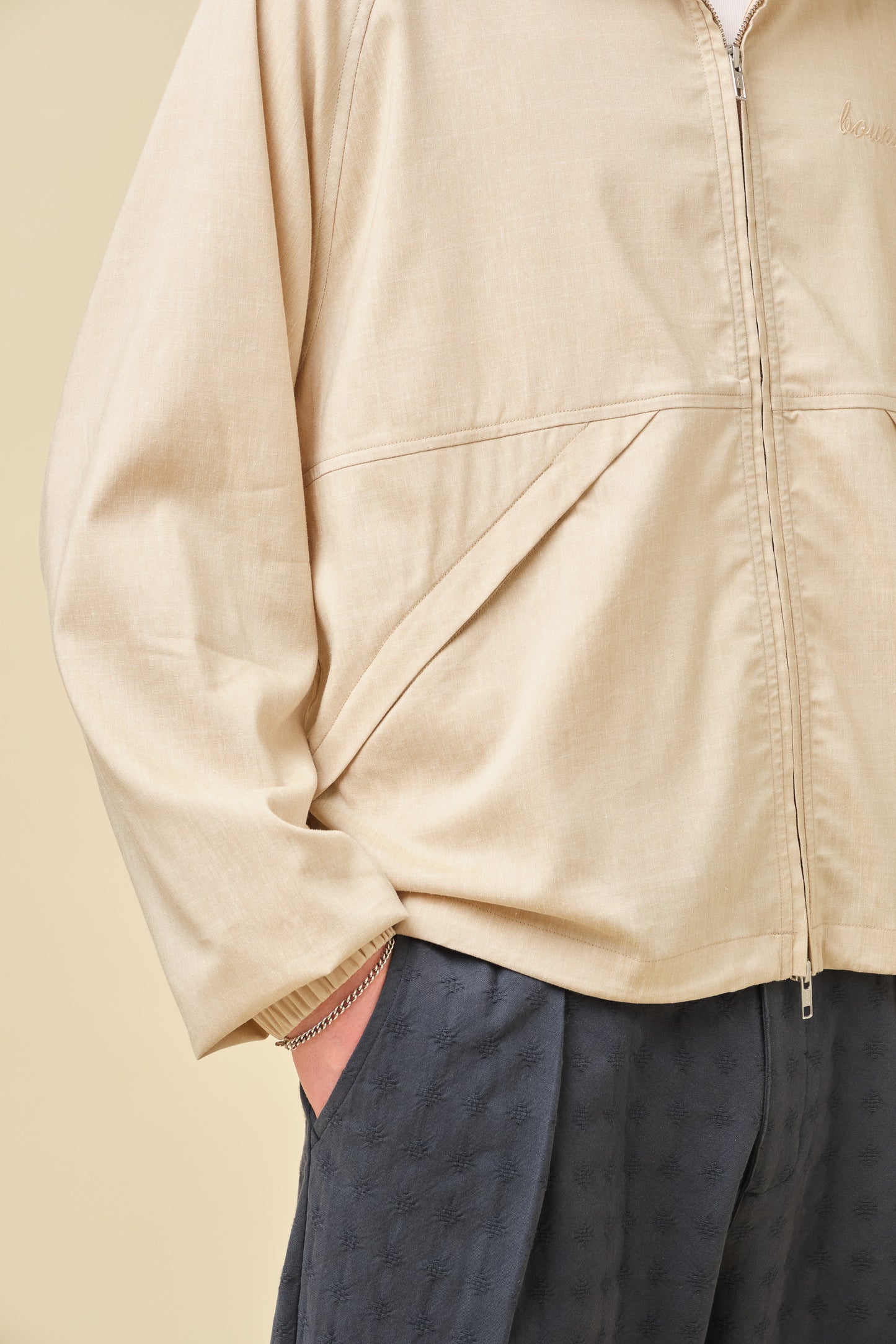 SAND LINEN WINDBREAKER
