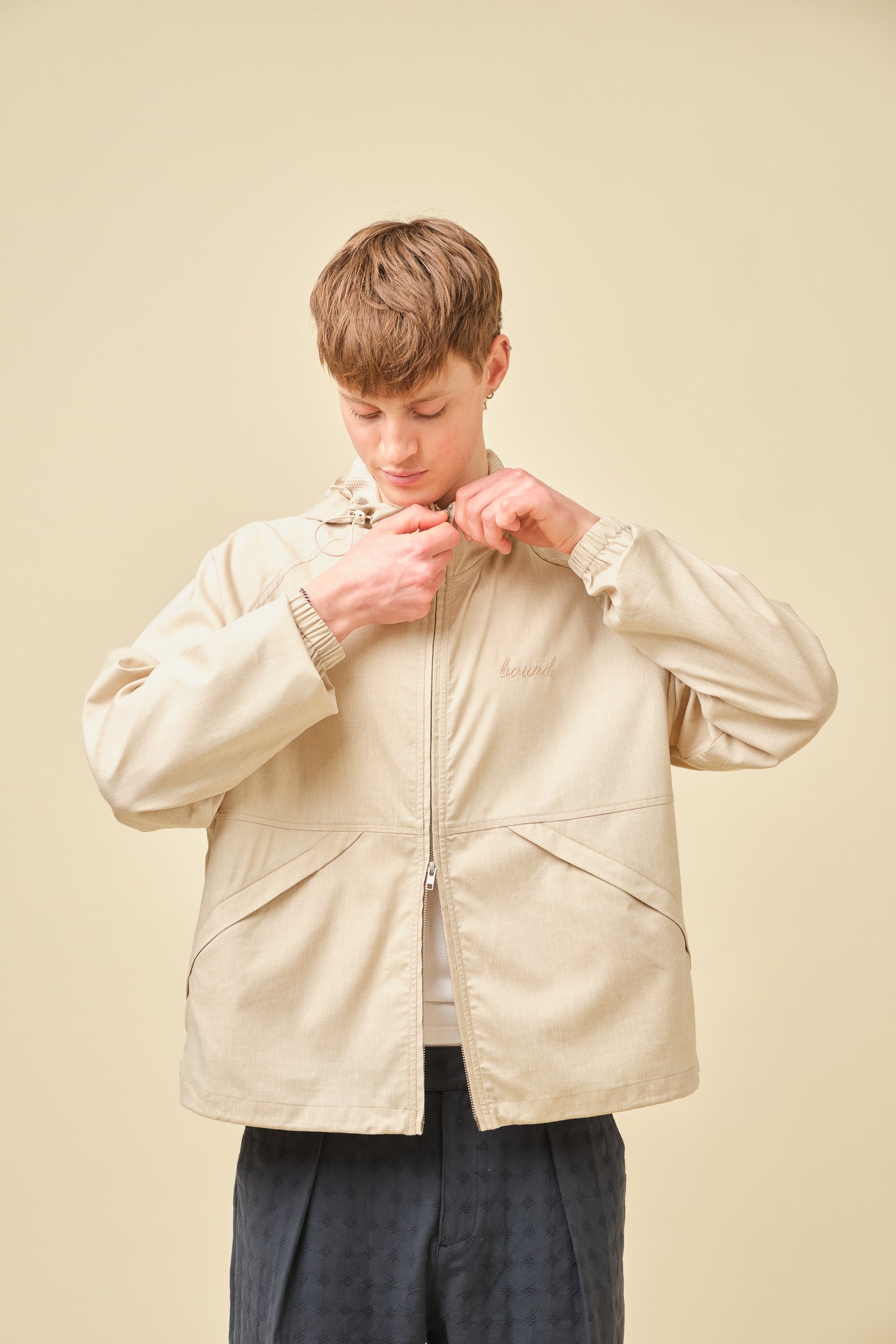 SAND LINEN WINDBREAKER
