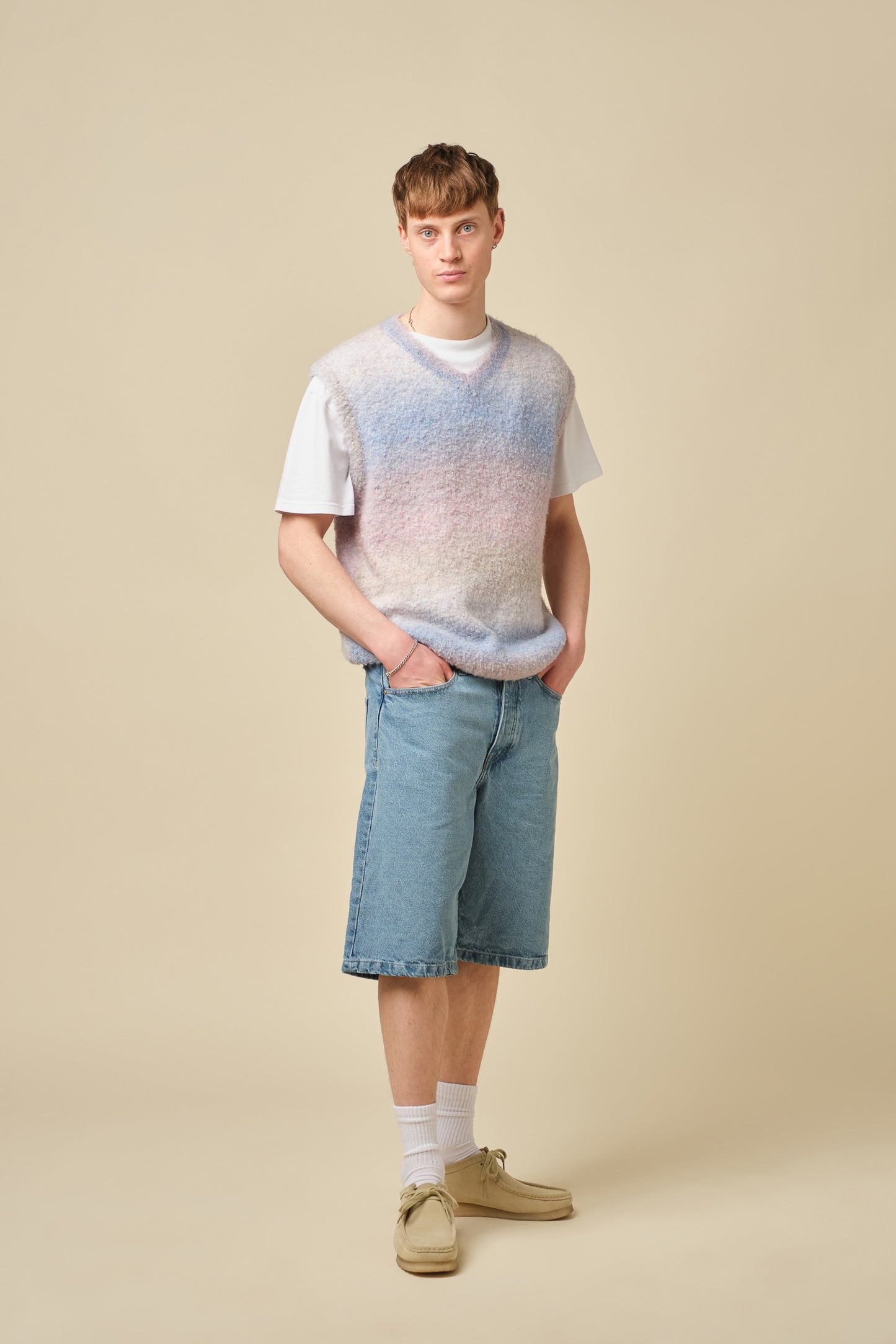 BOUCLE GRADIENT V-NECK KNIT VEST - CANDY