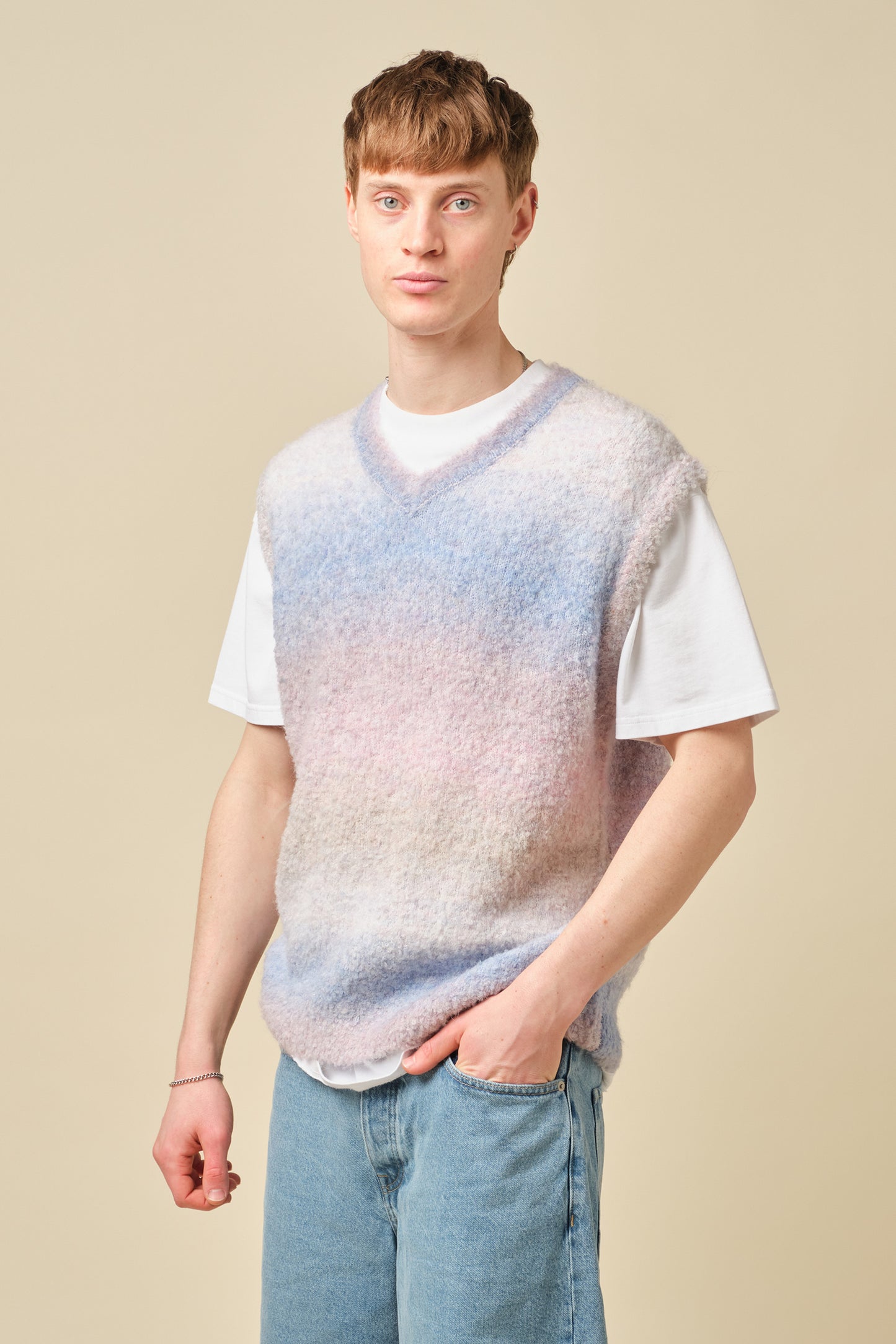 BOUCLE GRADIENT V-NECK KNIT VEST - CANDY