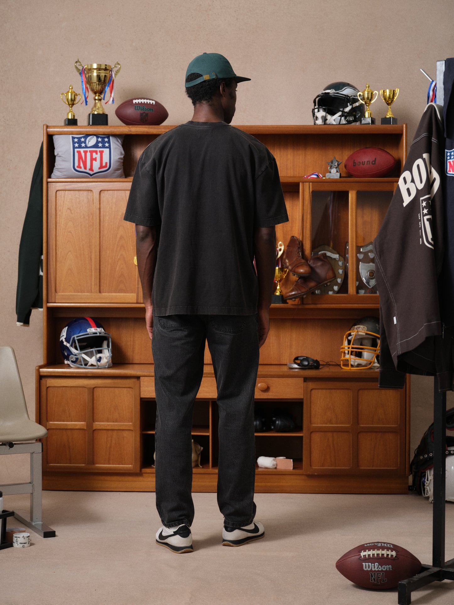 EAGLES RETRO TEE - VINTAGE WASHED BLACK