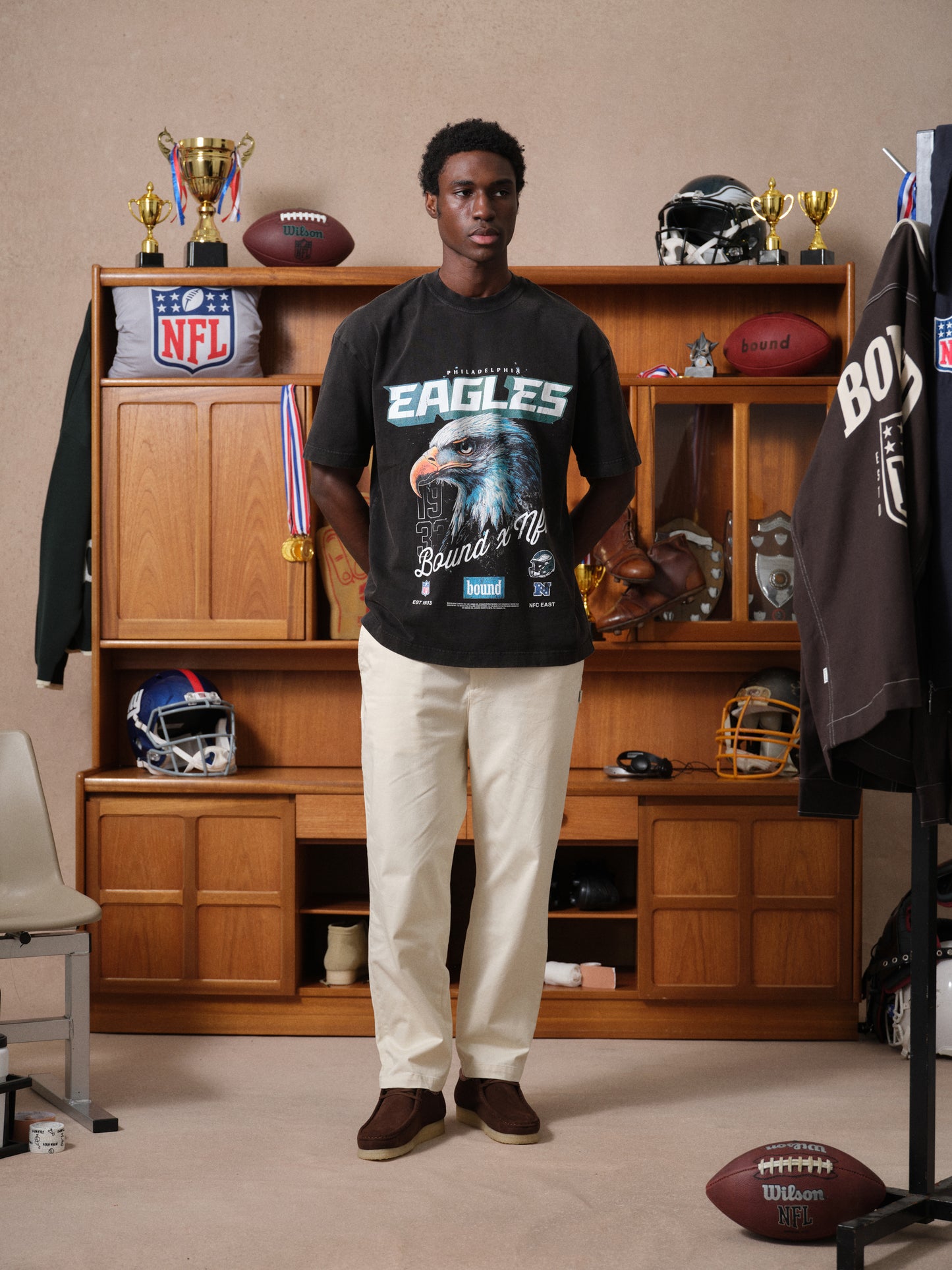 EAGLES RETRO TEE - VINTAGE WASHED BLACK