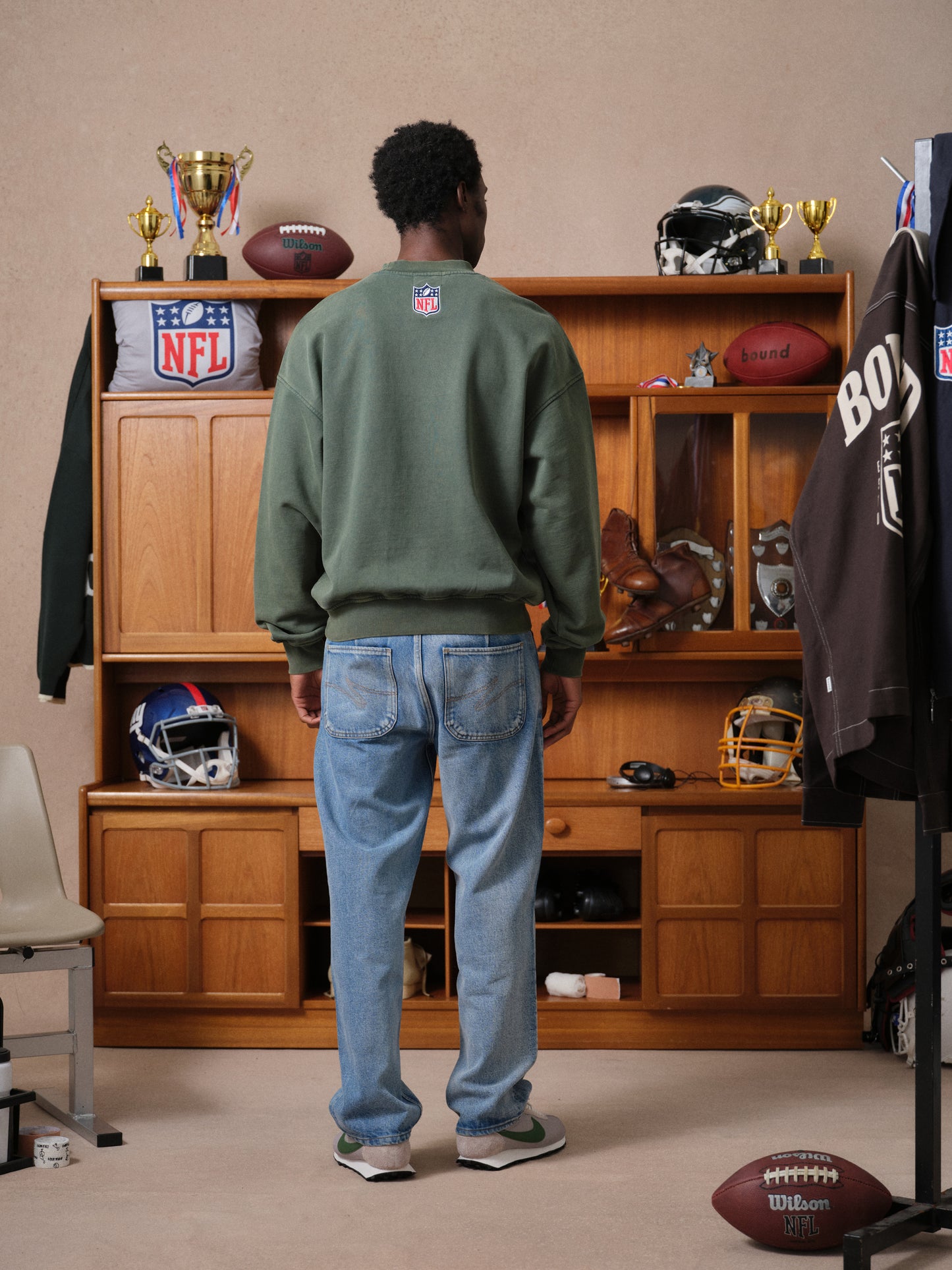 EAGLES VINTAGE WASHED SWEATER - GREEN