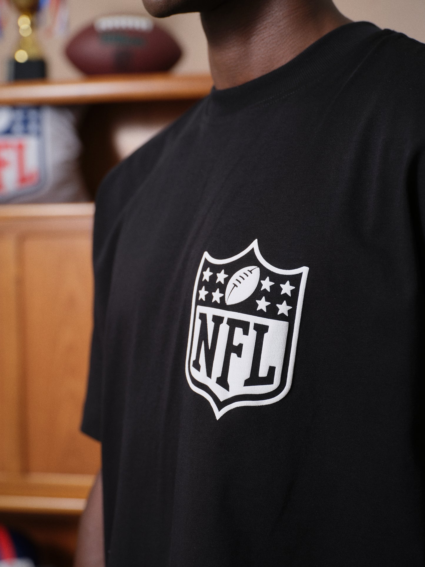 NFL X BOUND TEE - BLACK