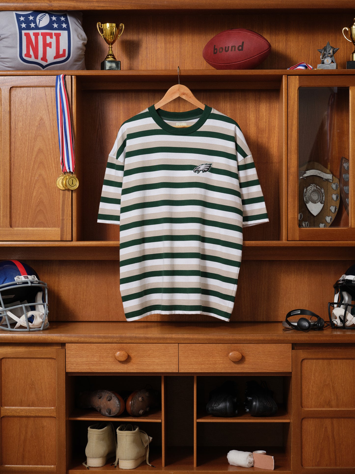 EAGLES STRIPE TEE
