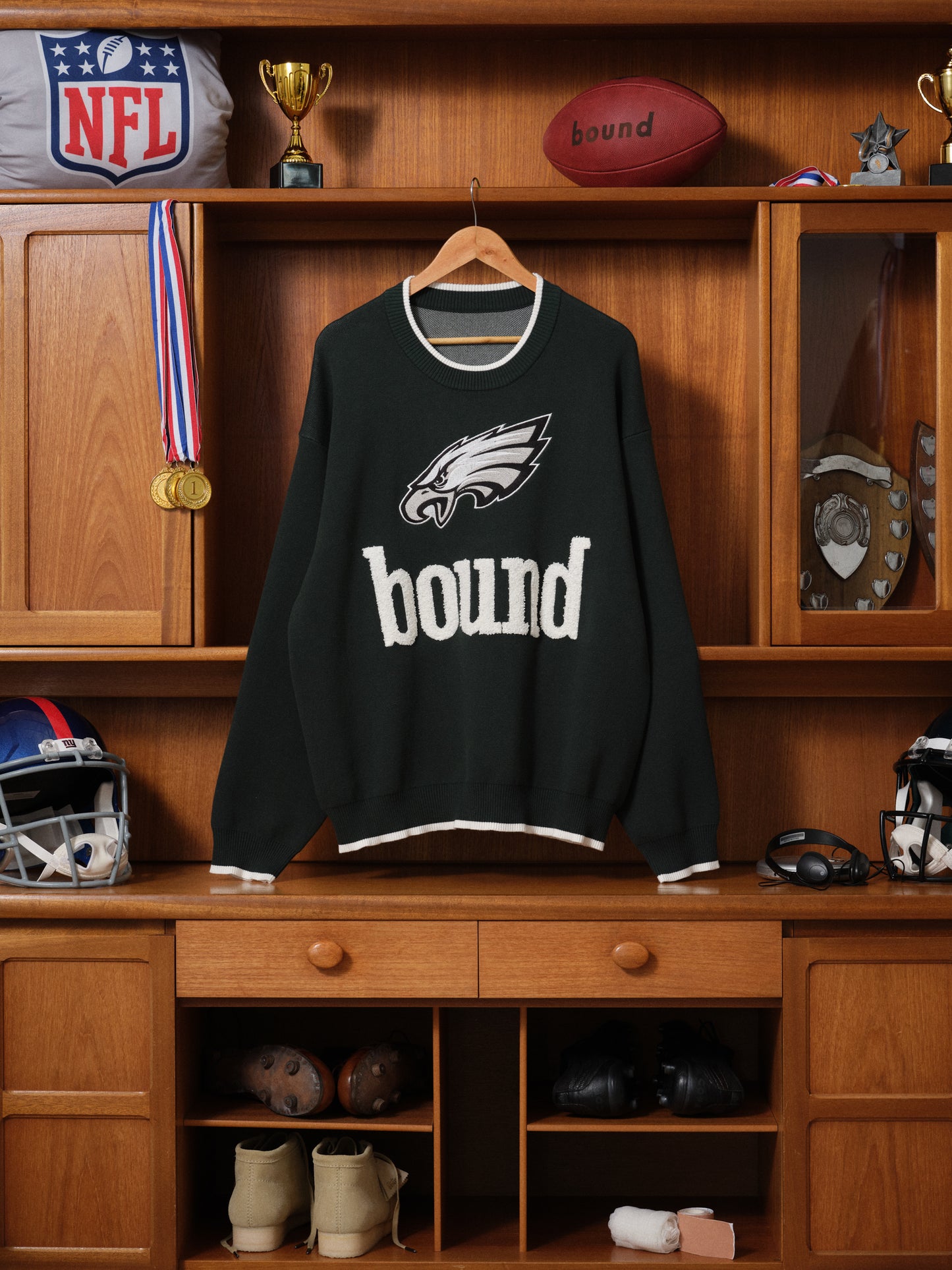 EAGLES KNITWEAR SWEATER