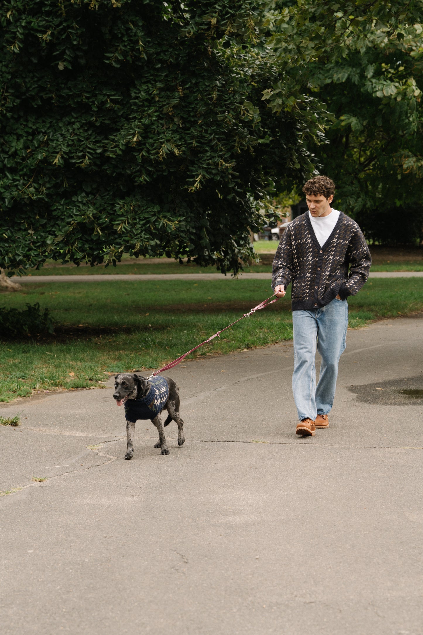 RONNIE DOG KNIT - NAVY