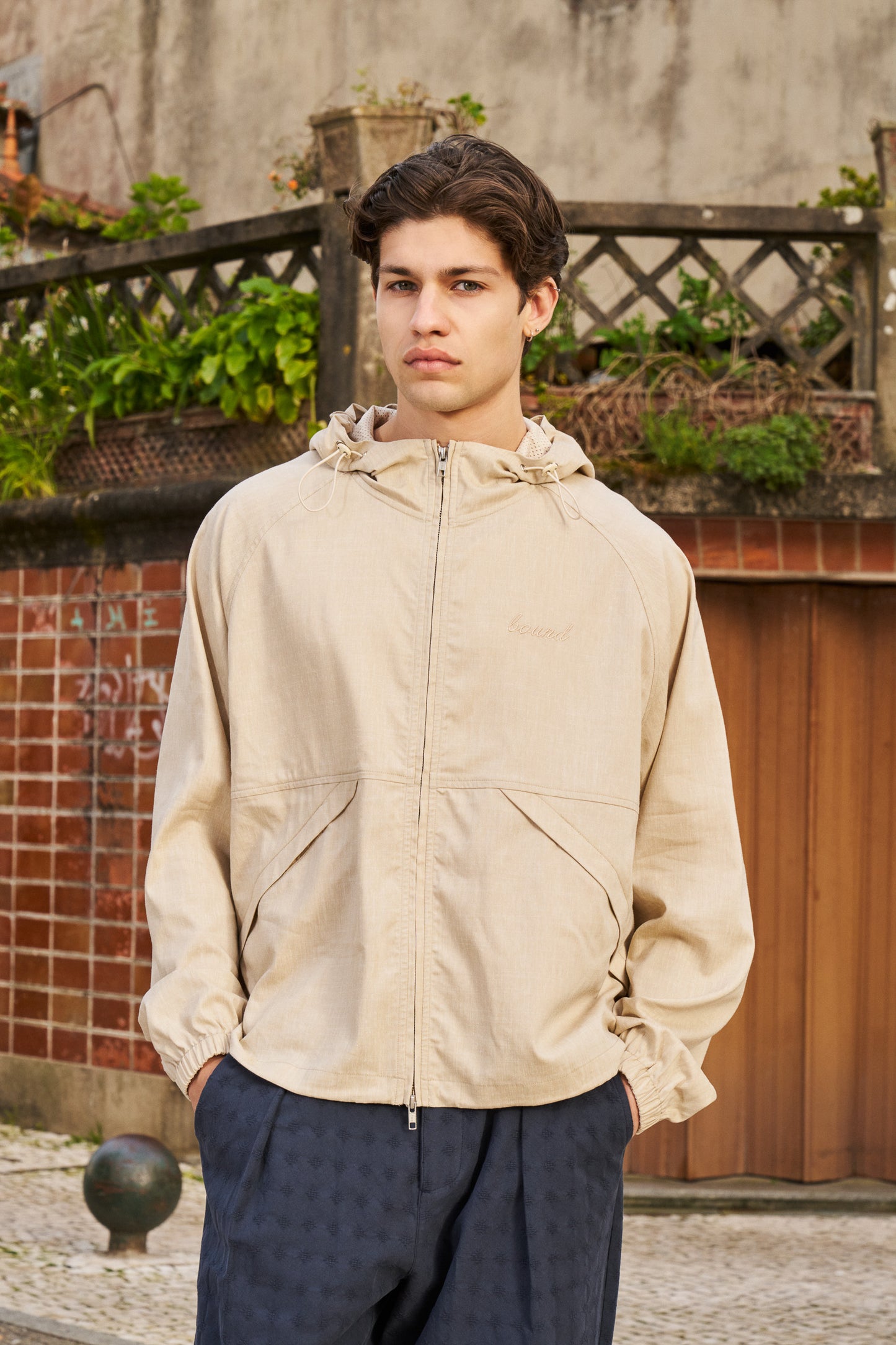 SAND LINEN WINDBREAKER
