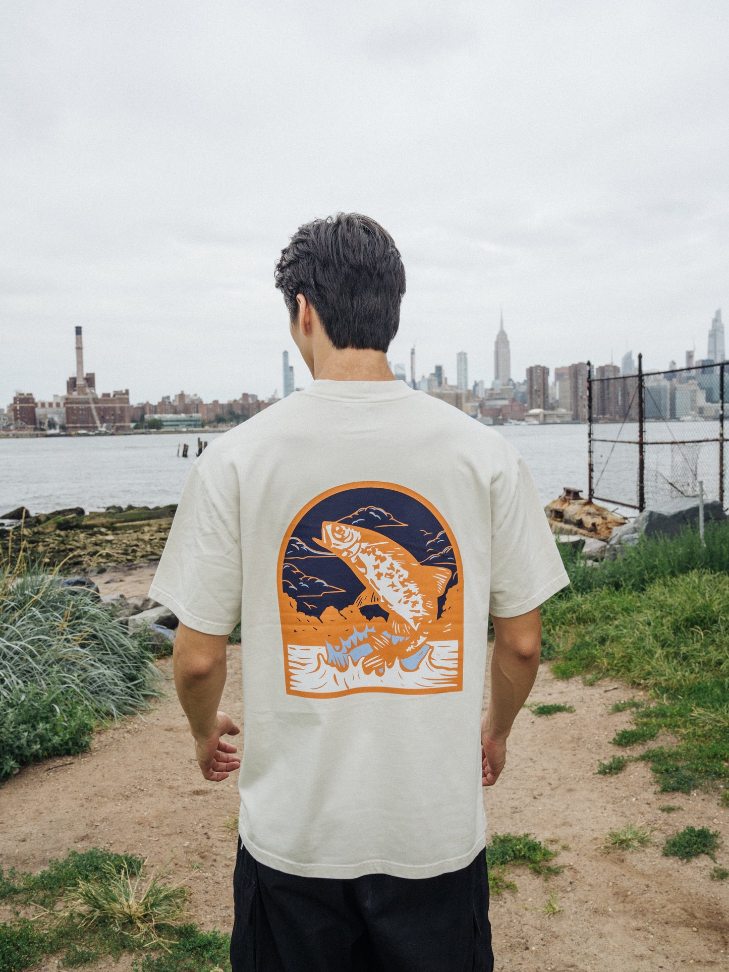 MARINA ANGLING TEE - SAND