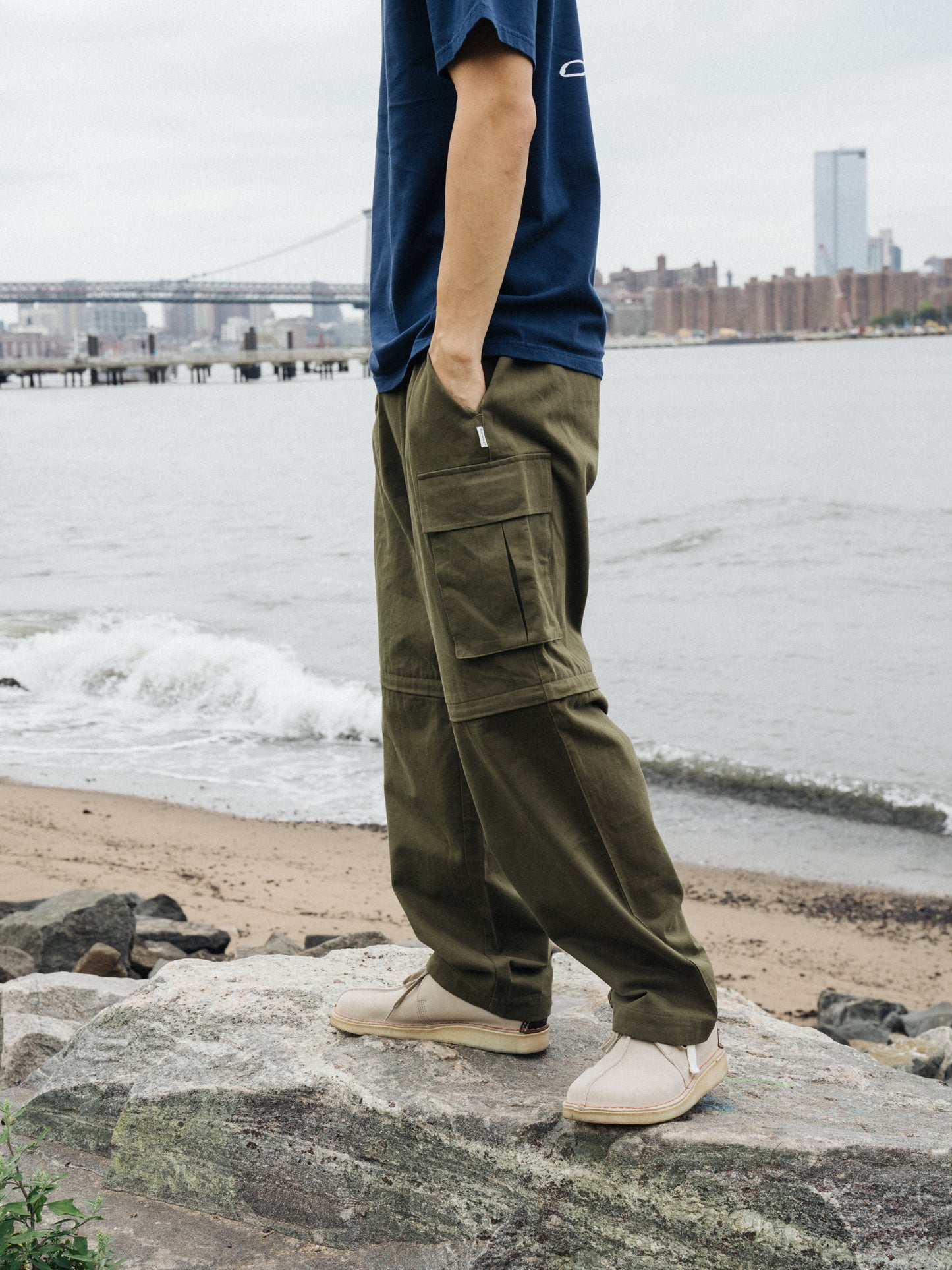 CANVAS CARGO TROUSER + SHORT ZIP OFFS - ARMY GREEN