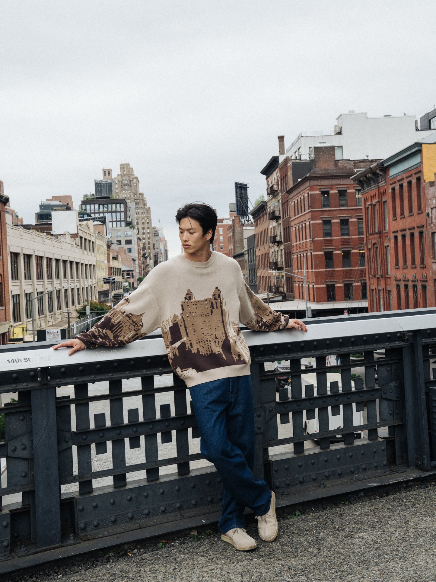 NYC SKYRISE KNIT SWEATER