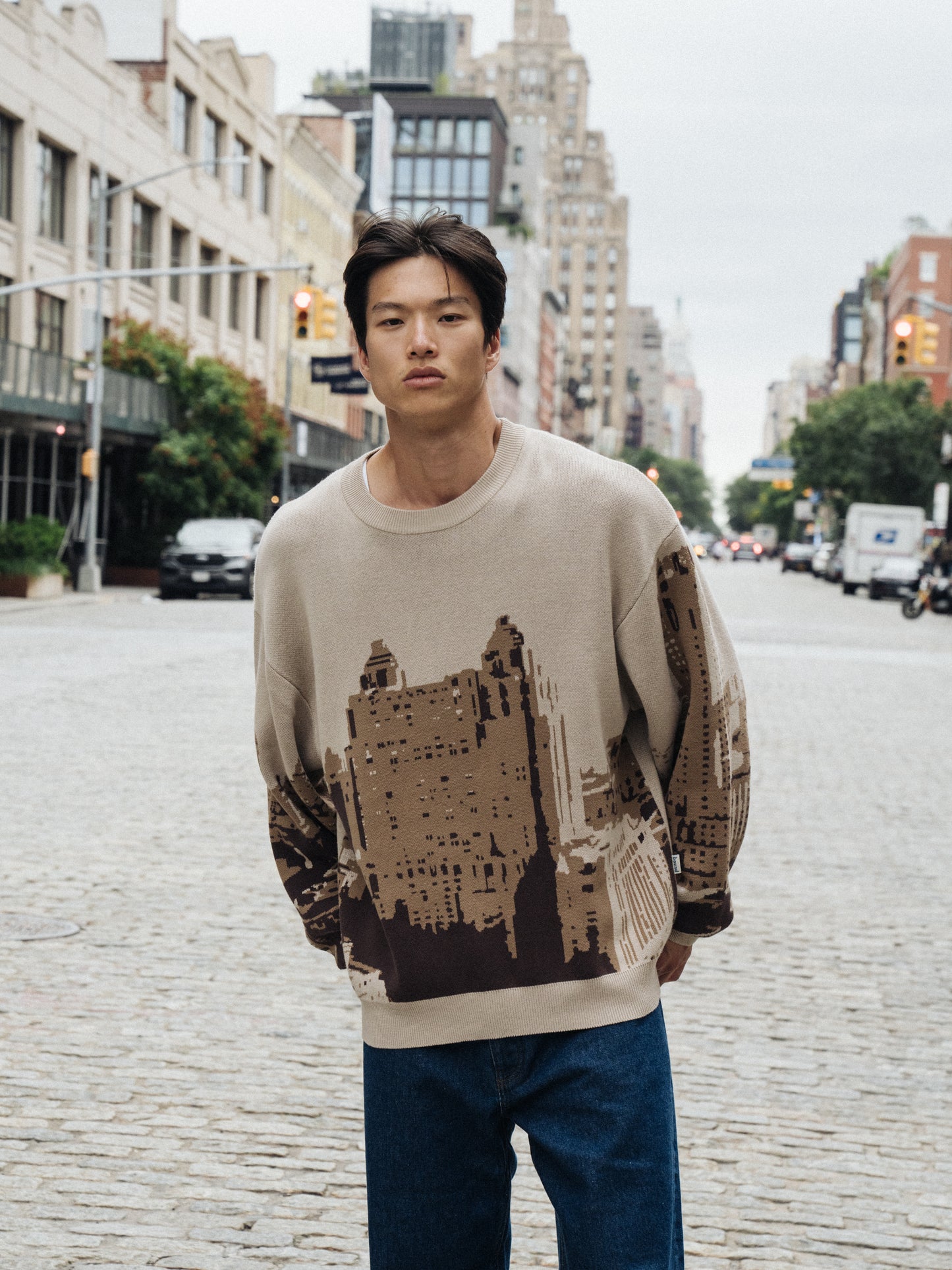 NYC SKYRISE KNIT SWEATER